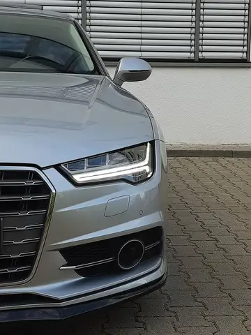 Audi S7 4.0TFSI V8/Quattro/LED/3xS-line/S.Dach/Luft.F