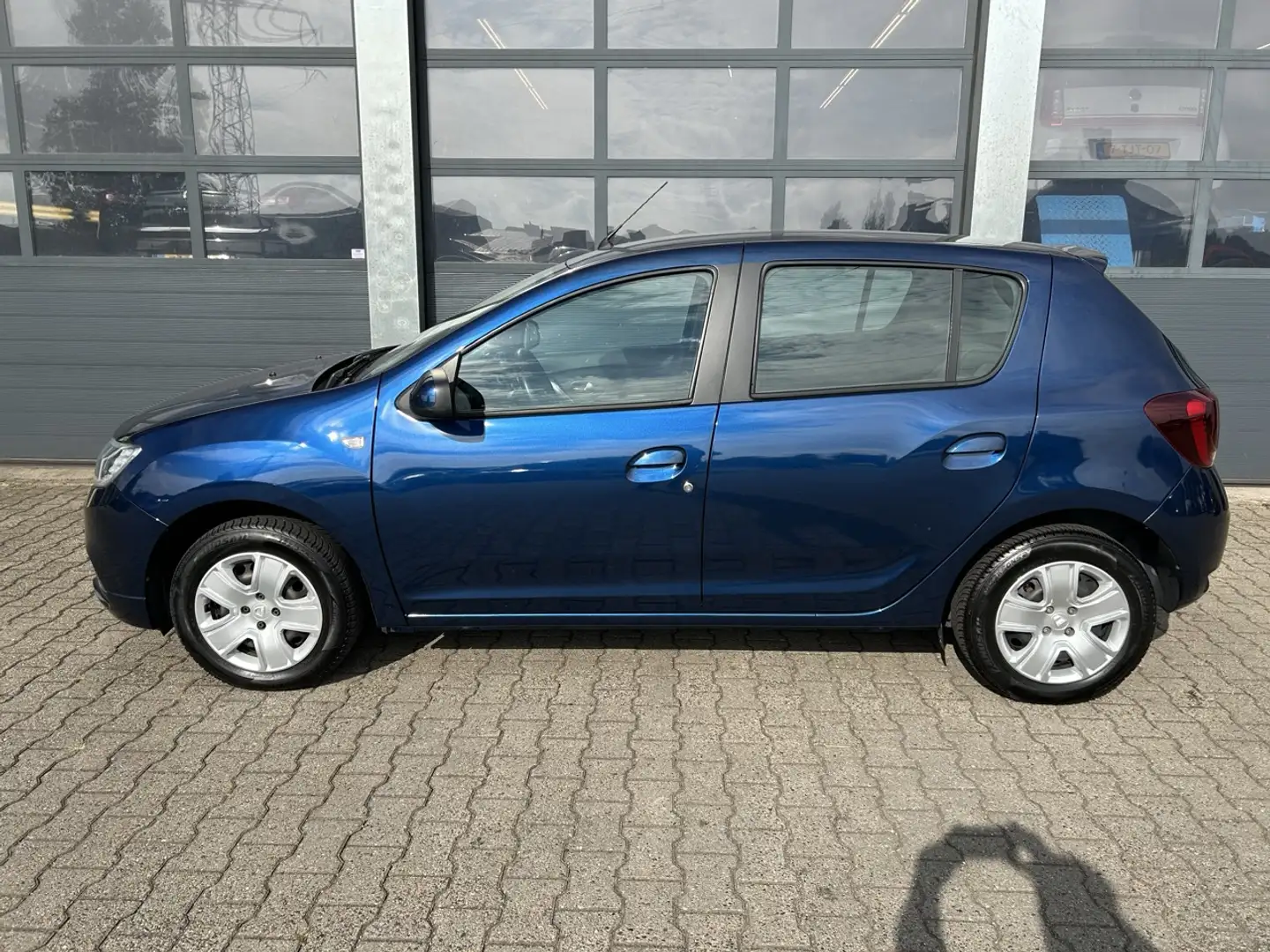 Dacia Sandero 0.9 Tce 90pk Lauréate Blauw - 2