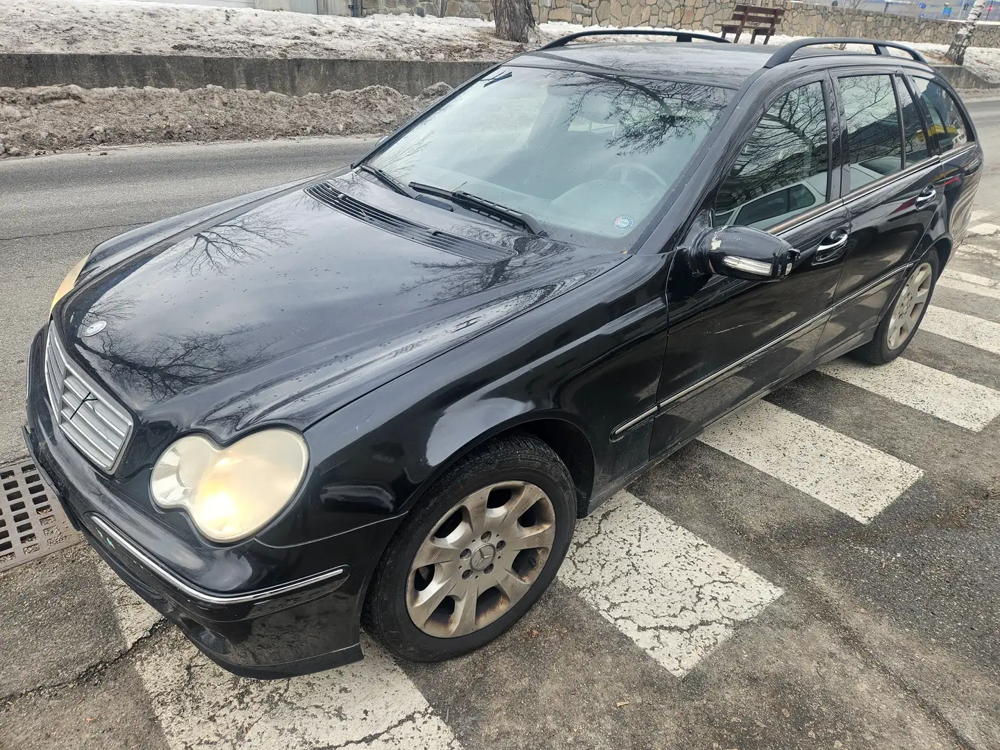 Mercedes-Benz C 220 Automatik 220CDI FACE LIFT EURO4 TOP!!!150ps Negru - 1