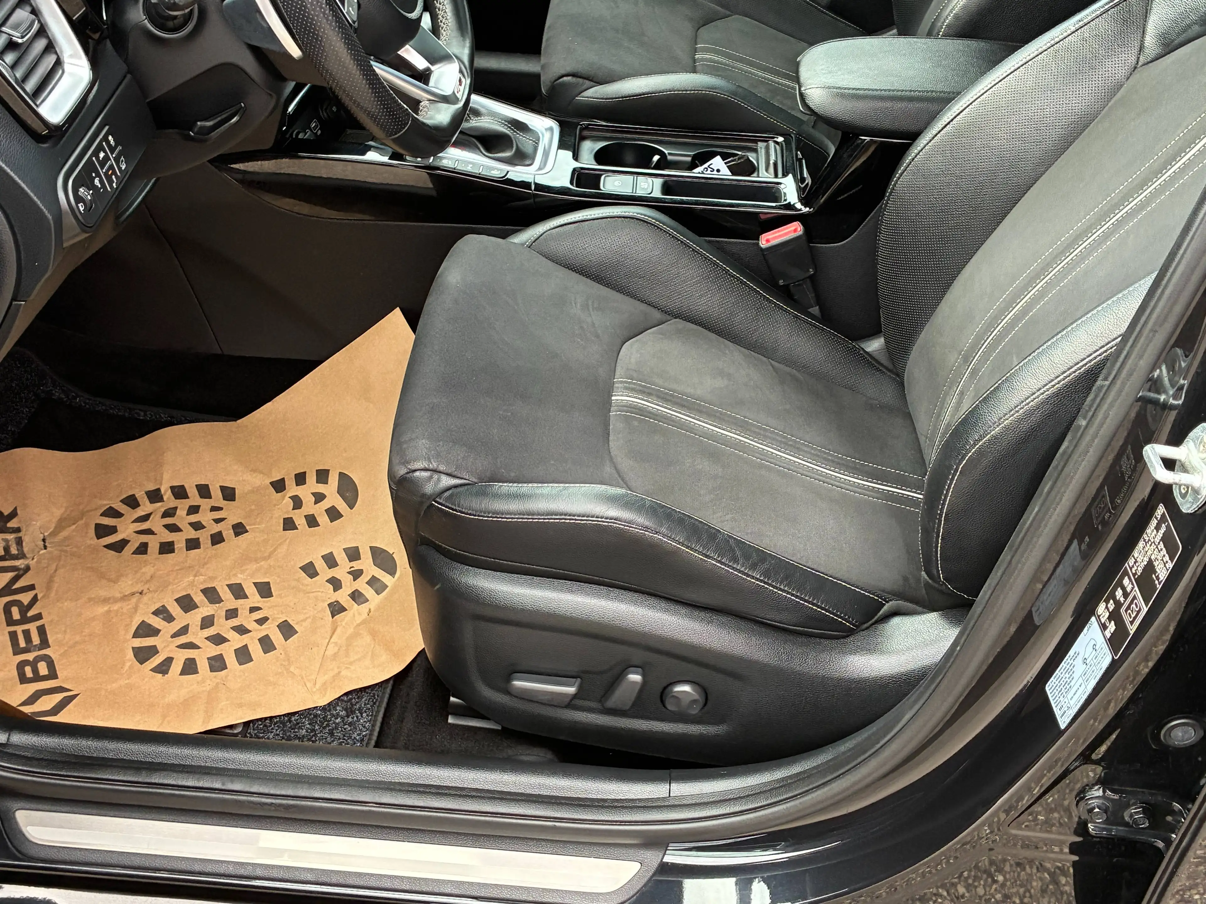 Kia ProCeed / pro_cee'd — photo 9