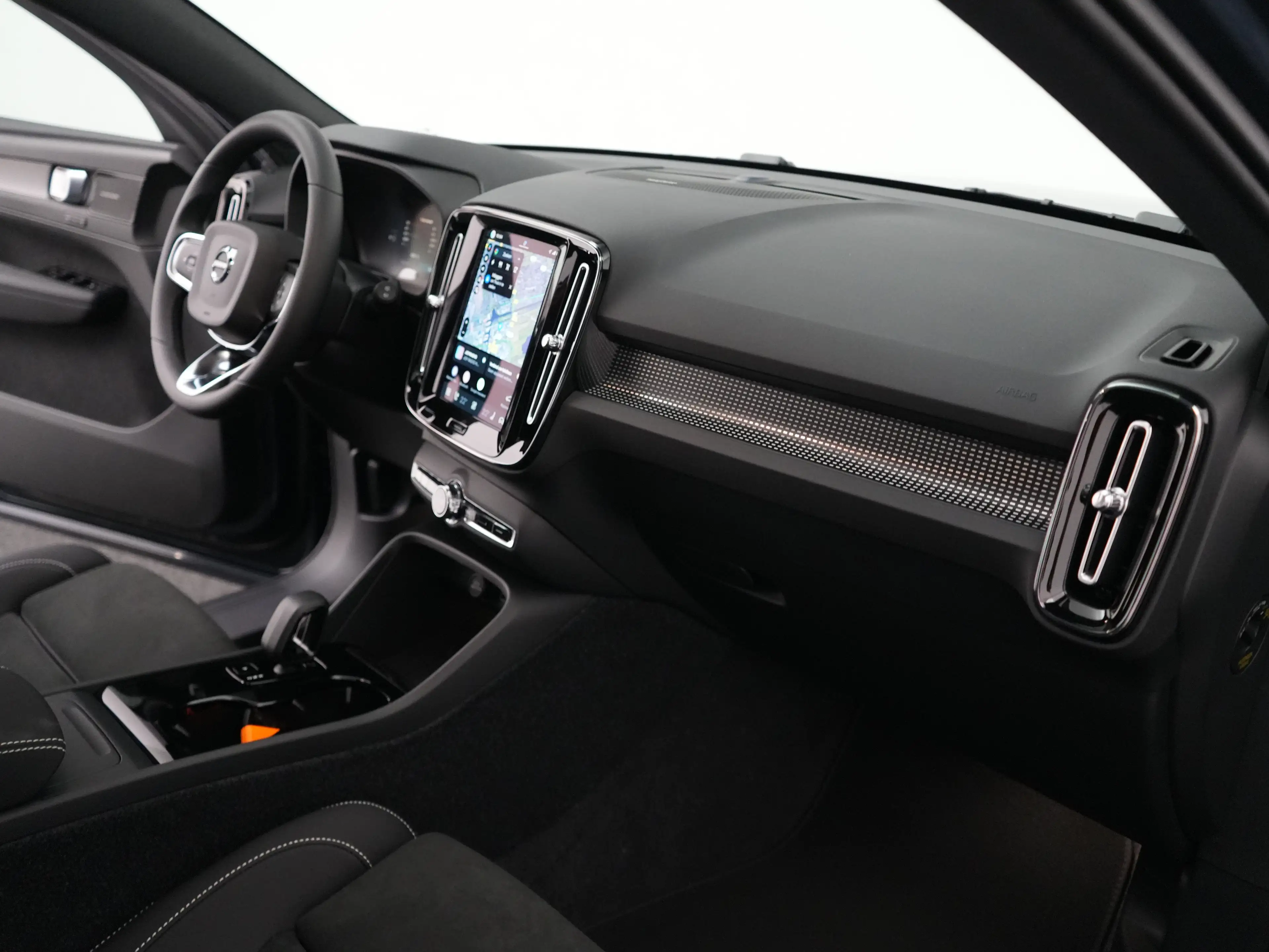 Volvo EX40 Single Ext. Ultra Black Edition Europa 82 kWh | Li — photo 12