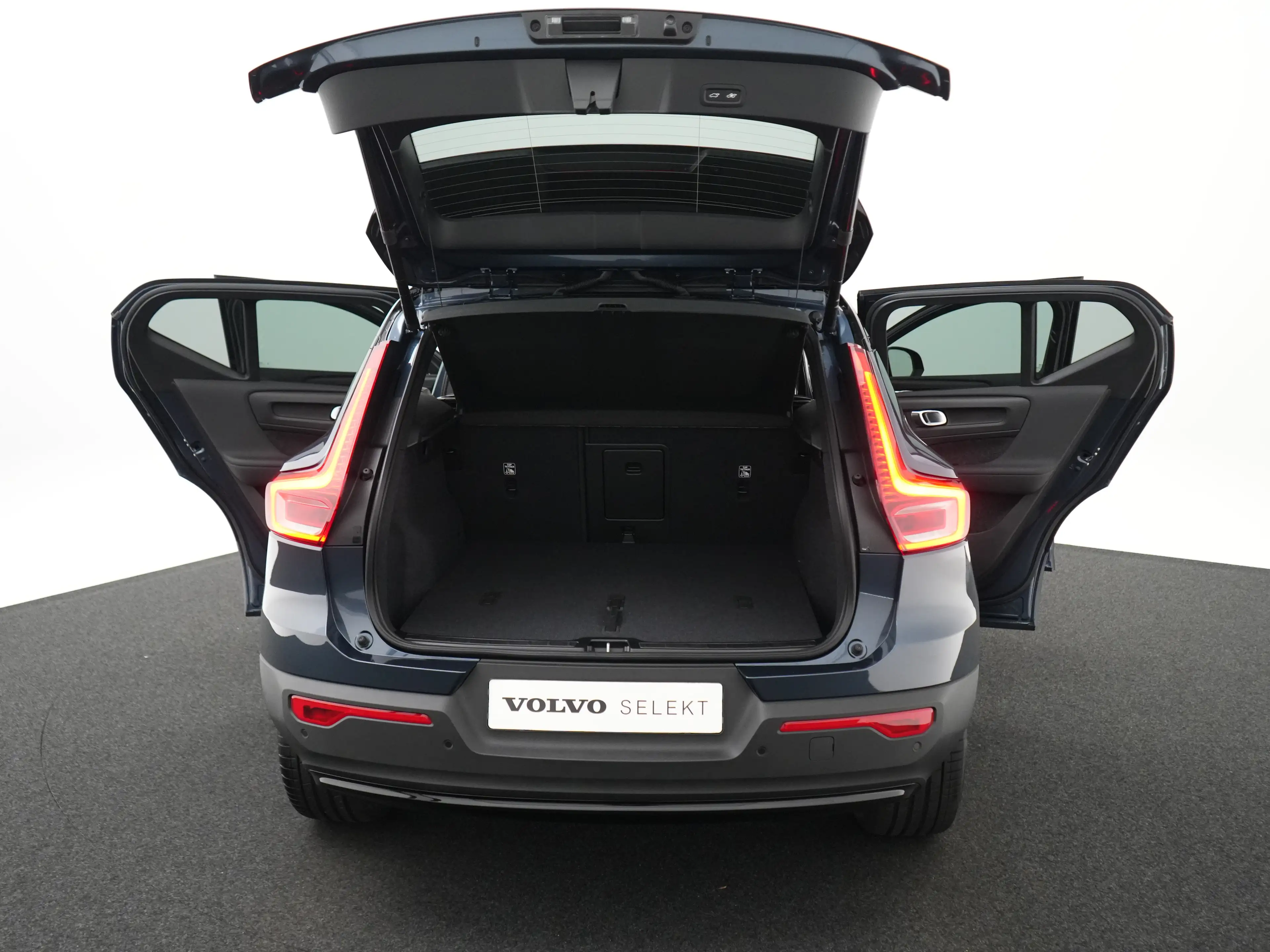 Volvo EX40 Single Ext. Ultra Black Edition Europa 82 kWh | Li — photo 14