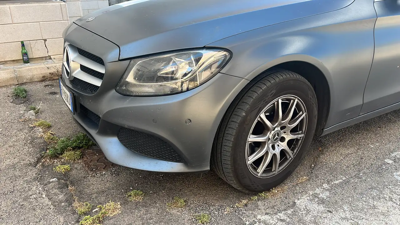 Mercedes-Benz C 200