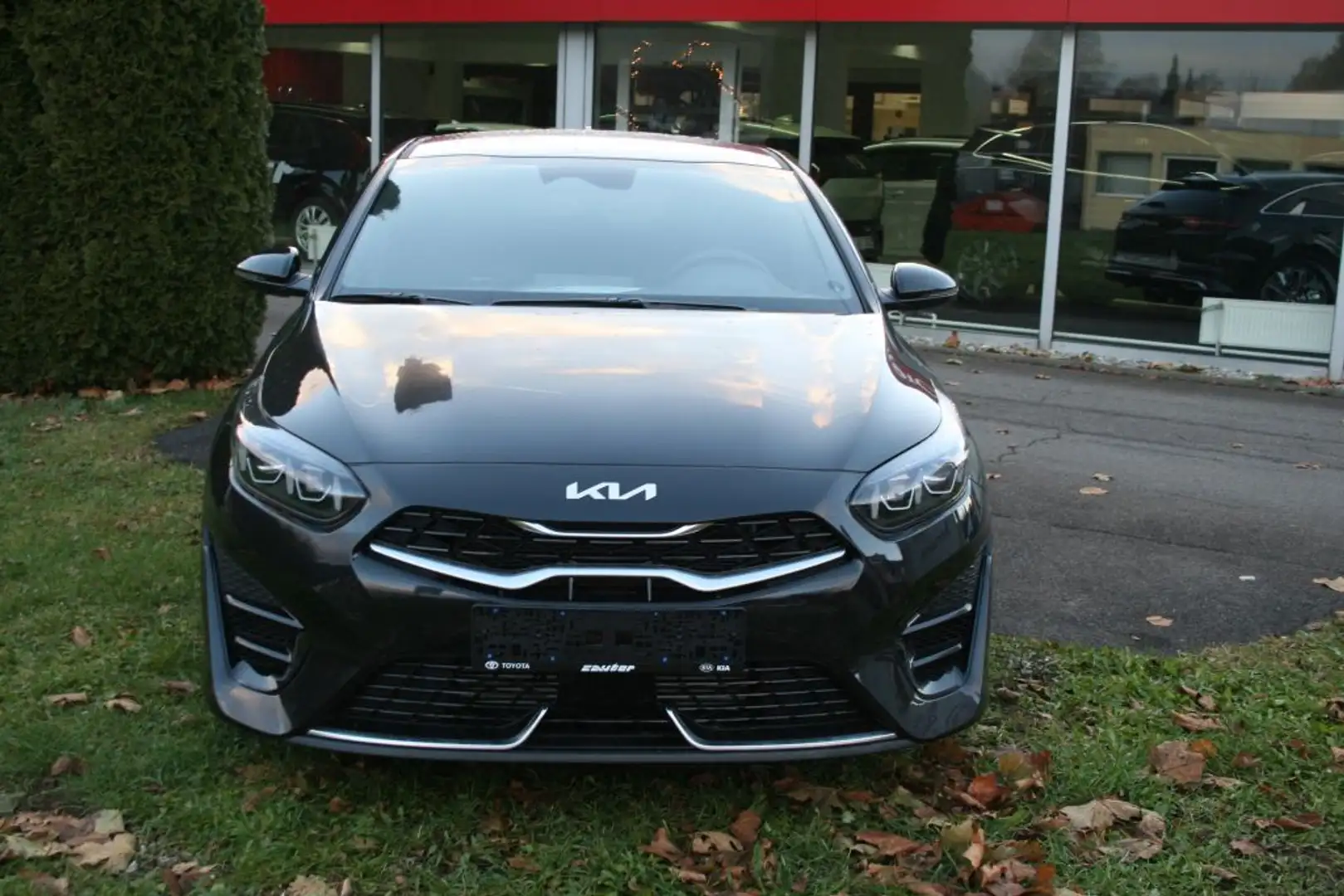 Kia ProCeed / pro_cee'd 1.5 T-GDI DCT7 OPF GT LINE (CD) Schwarz - 2