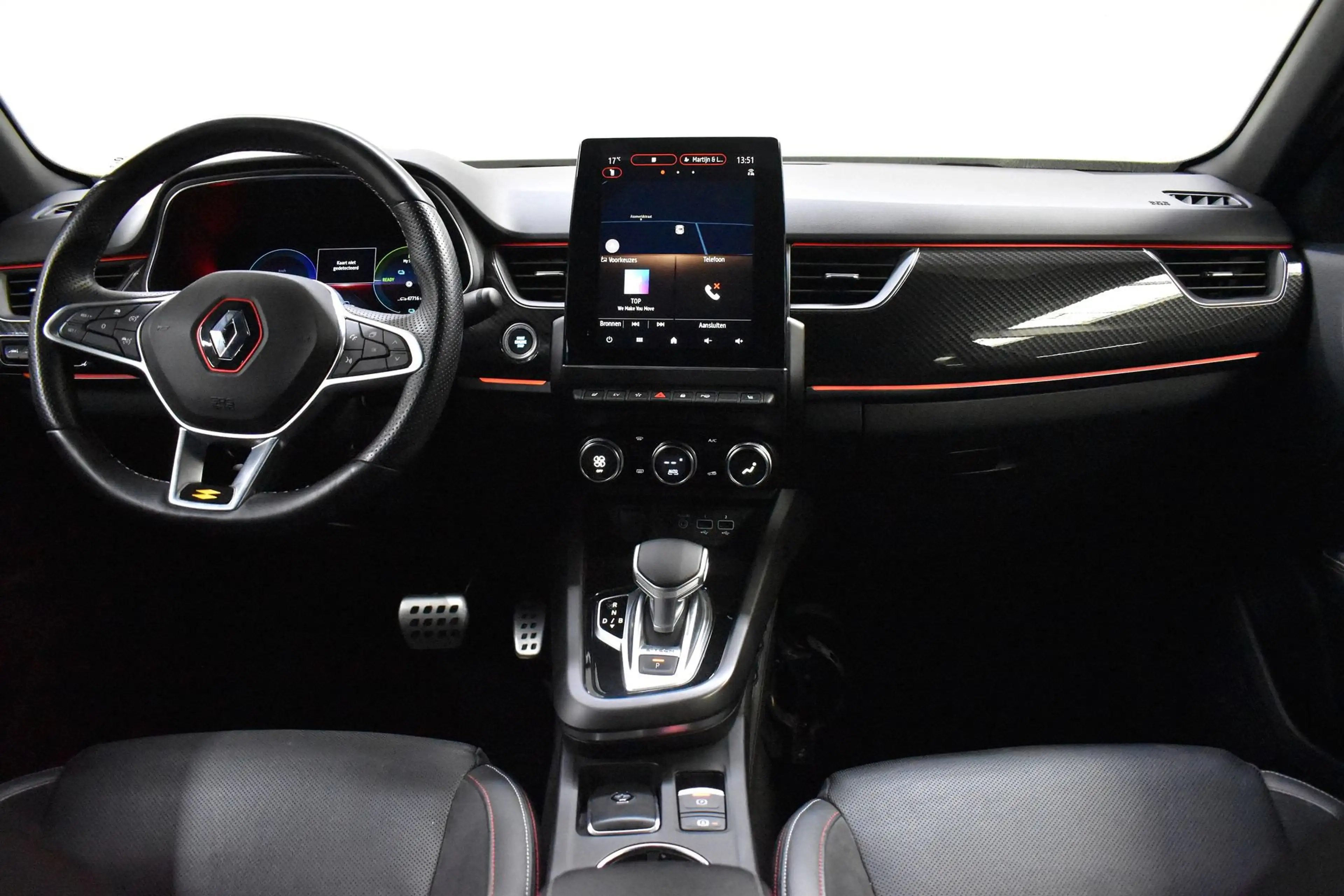 Renault Arkana RS Line 145 Hybrid — photo 12