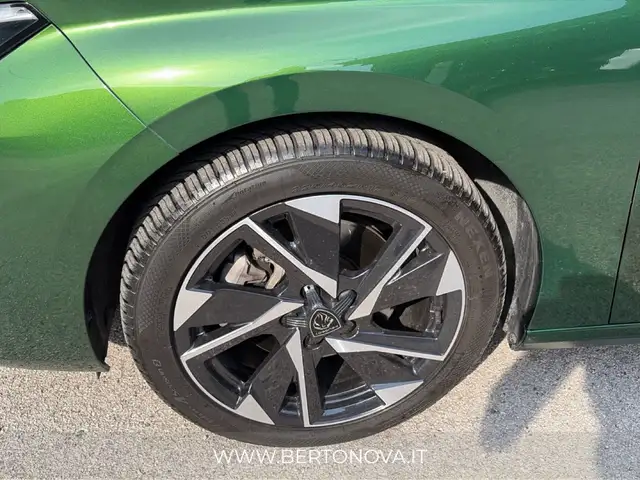 Peugeot 308 view 7