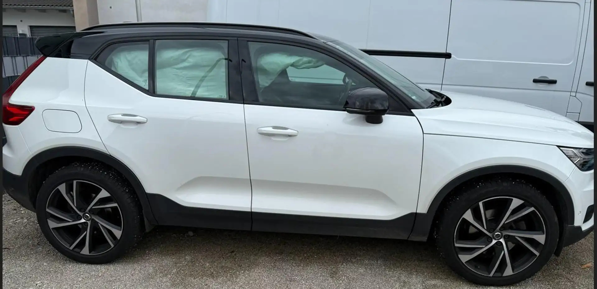 Volvo XC40 2.0 R-Desgin-Automatic-Klimaautom.-Unfall Blanc - 2