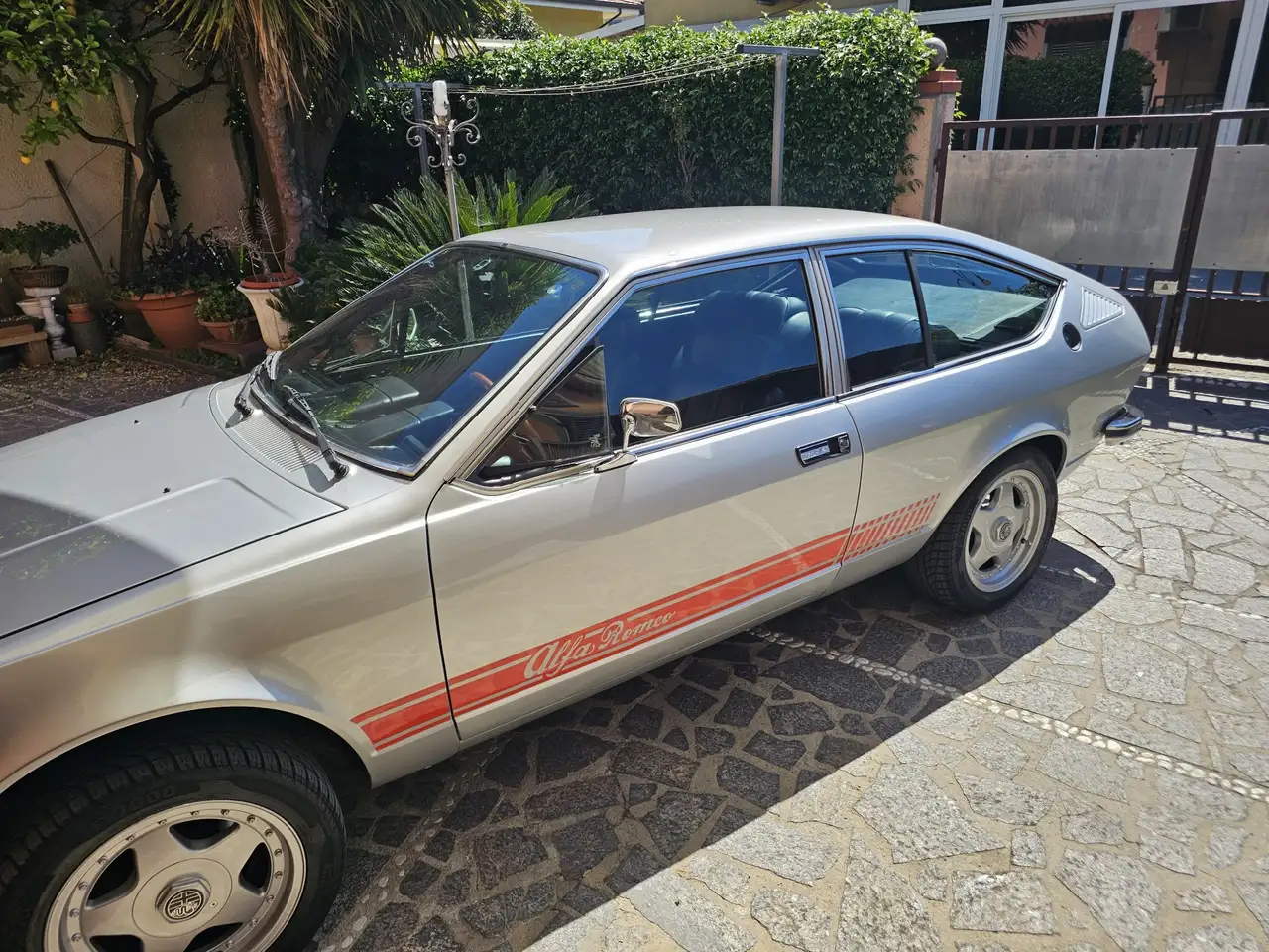Alfa Romeo GT 1.6, foto 3