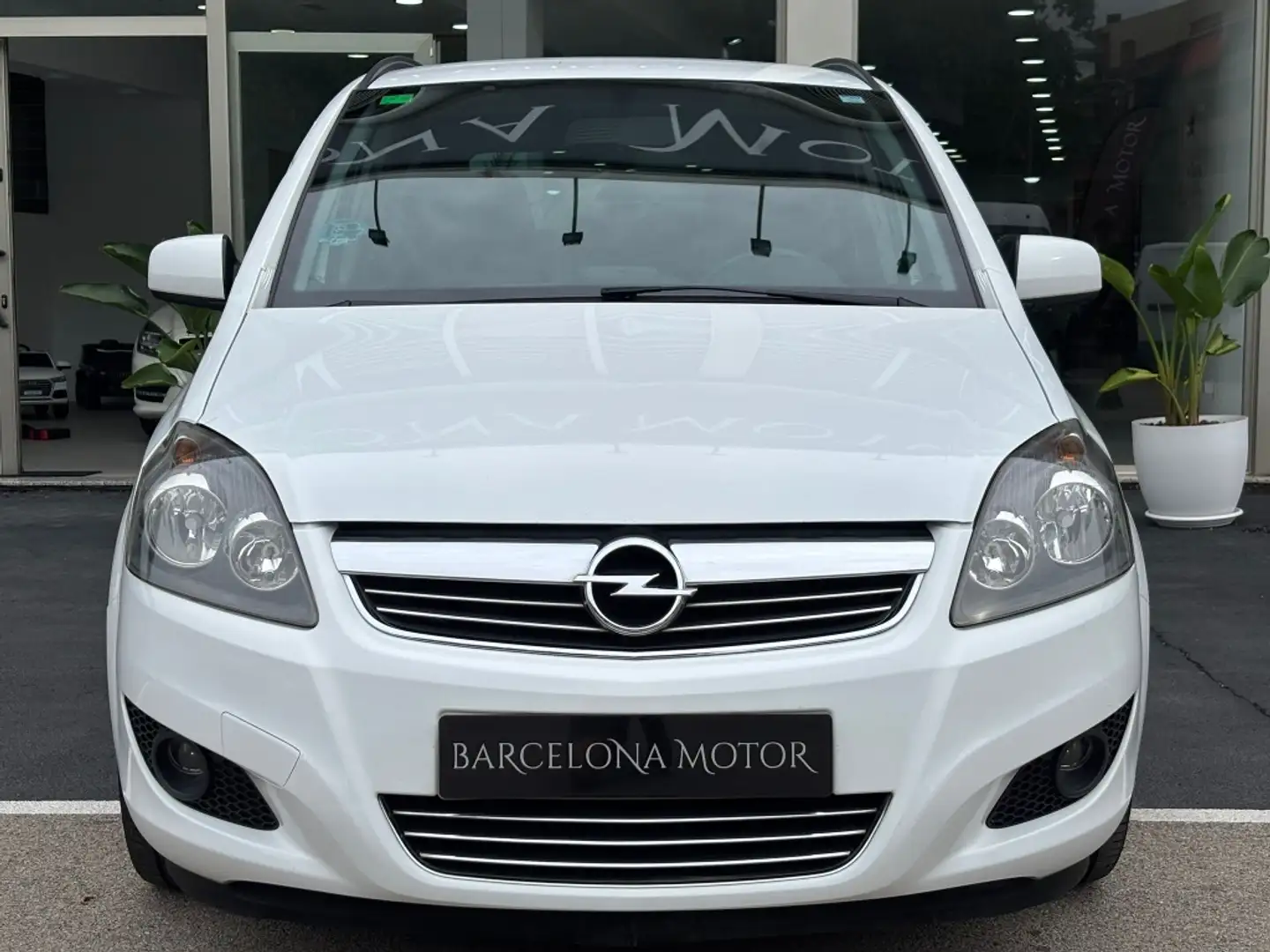 Opel Zafira 1.6 16v Family Blanco - 2