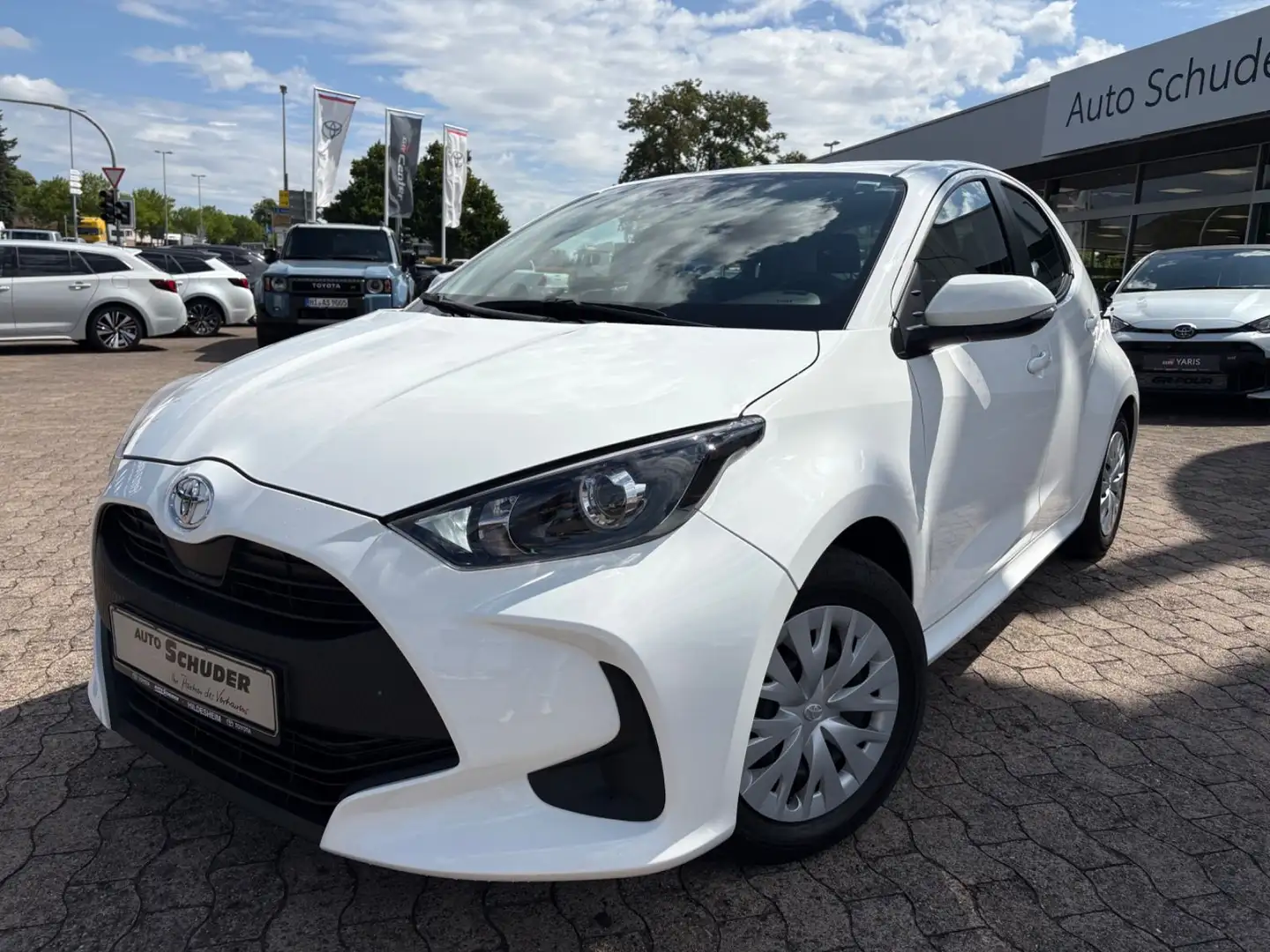 Toyota Yaris Comfort Weiß - 1