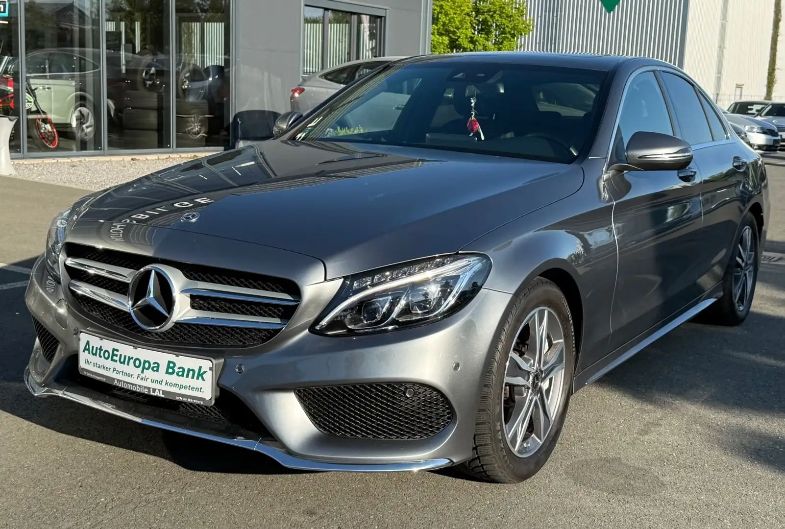 Mercedes-Benz C 250 Lim. AMG Line*Burmester*Navi*High-LED* Gris - 1