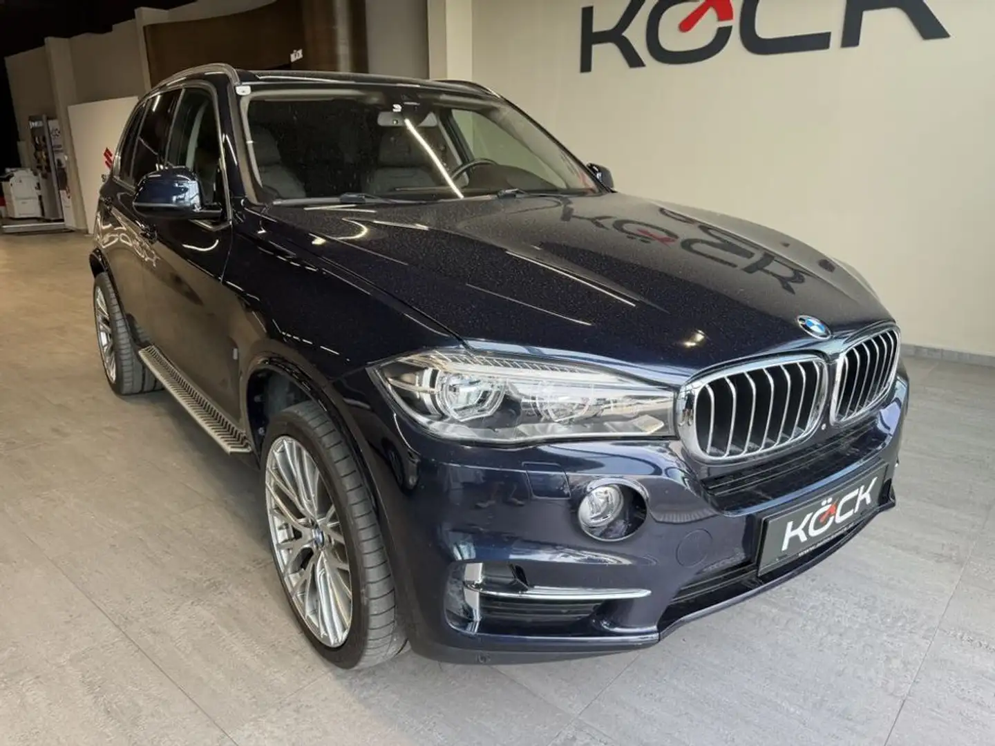 BMW X5 xDrive40e Blau - 2
