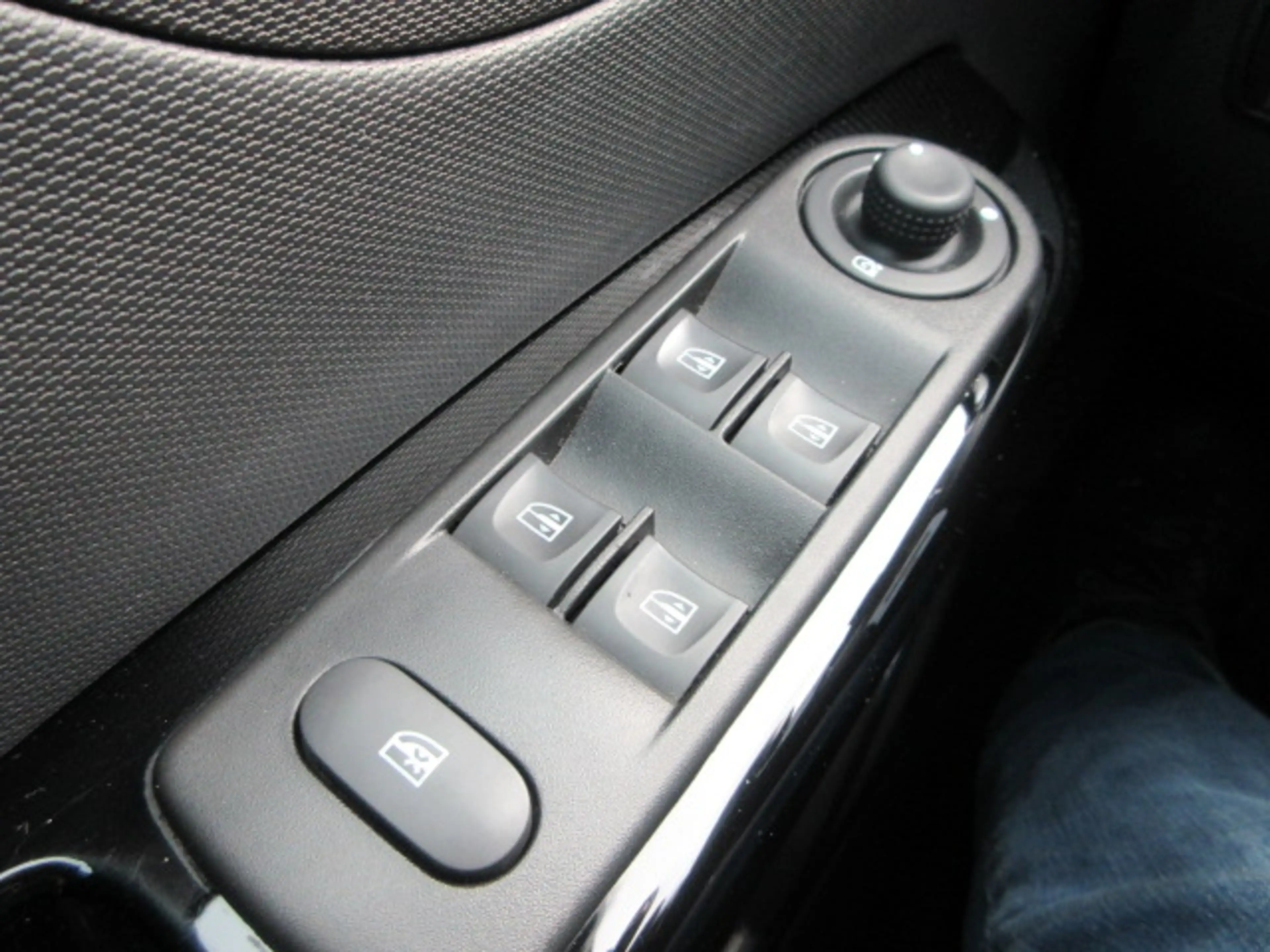 Renault Captur TCe 120pk EDC Helly Hansen — photo 13