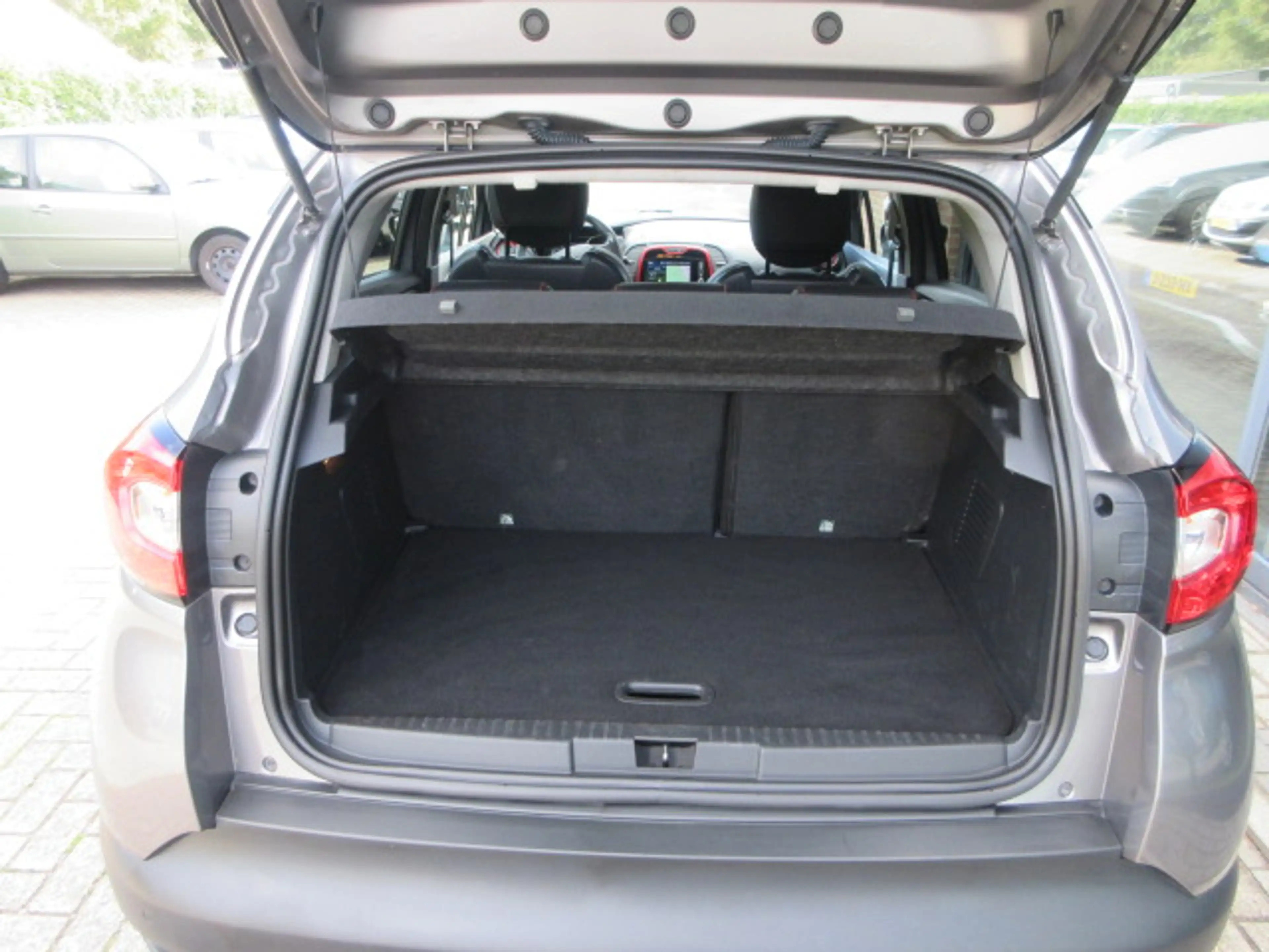 Renault Captur TCe 120pk EDC Helly Hansen — photo 6