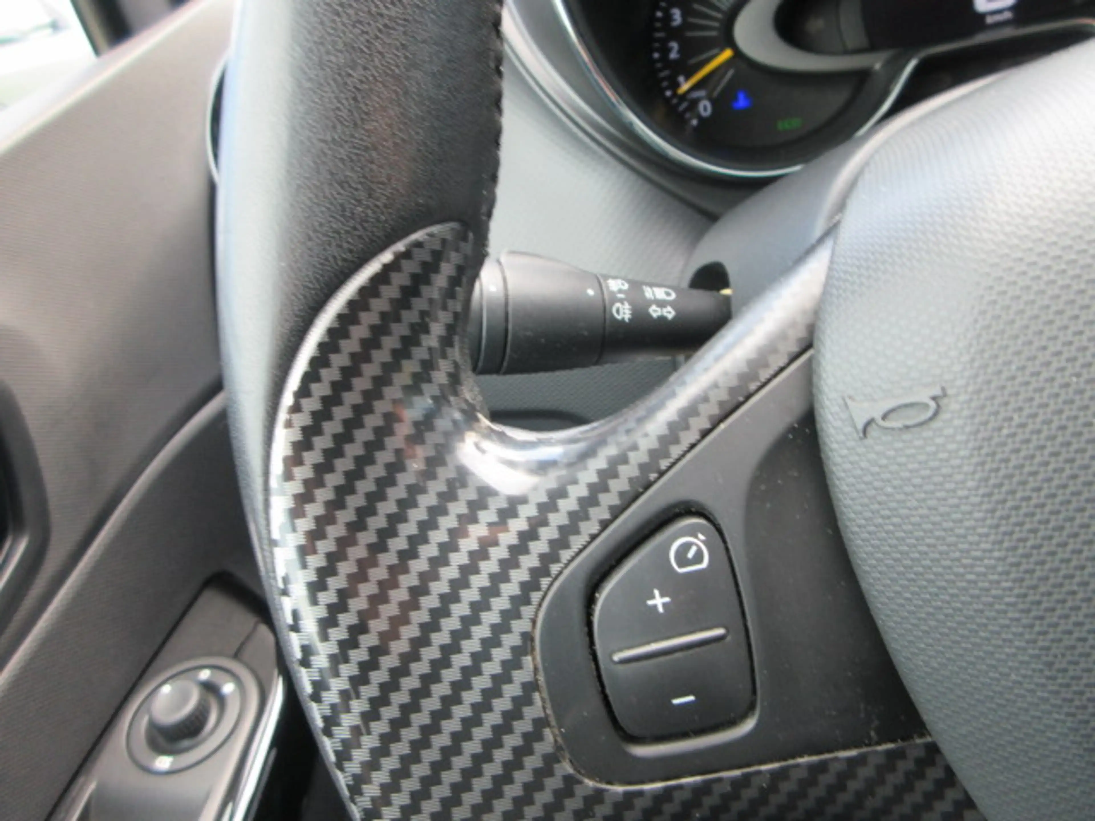 Renault Captur TCe 120pk EDC Helly Hansen — photo 11