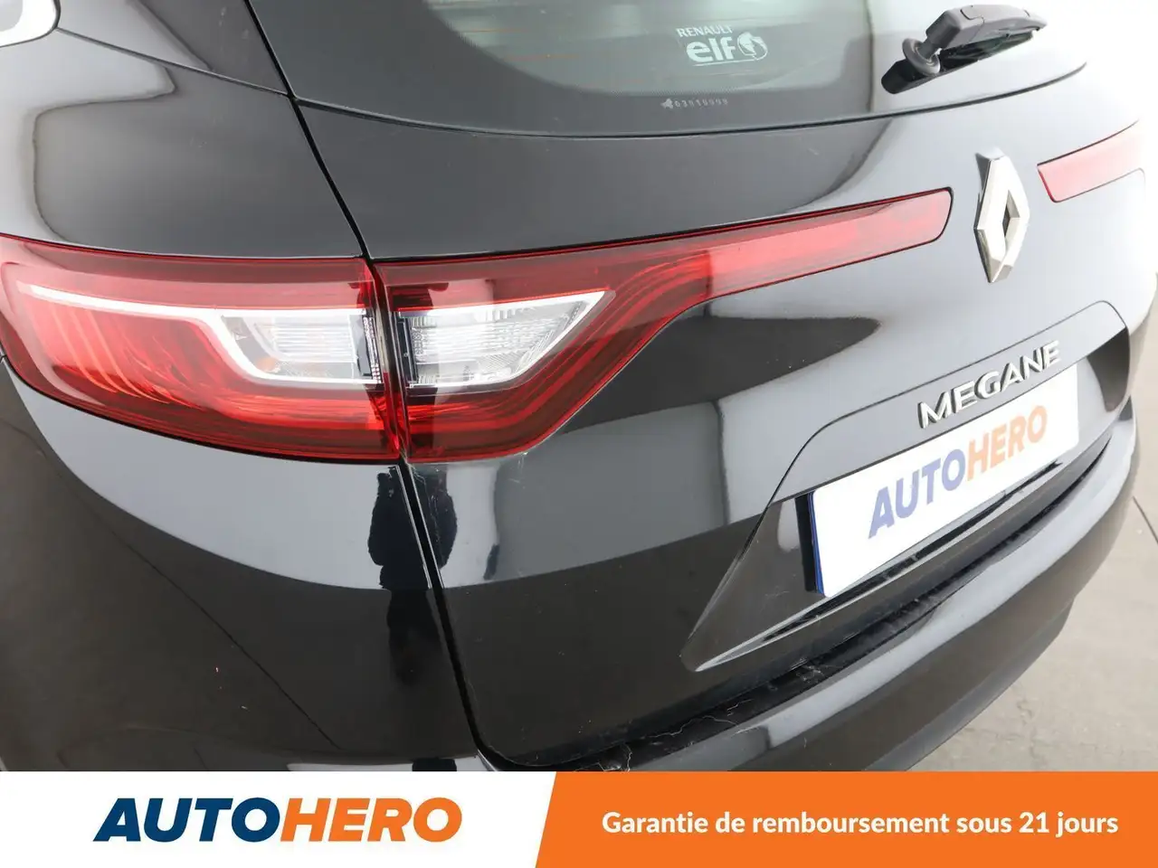 Renault Megane Citadine 5 portes — photo 27