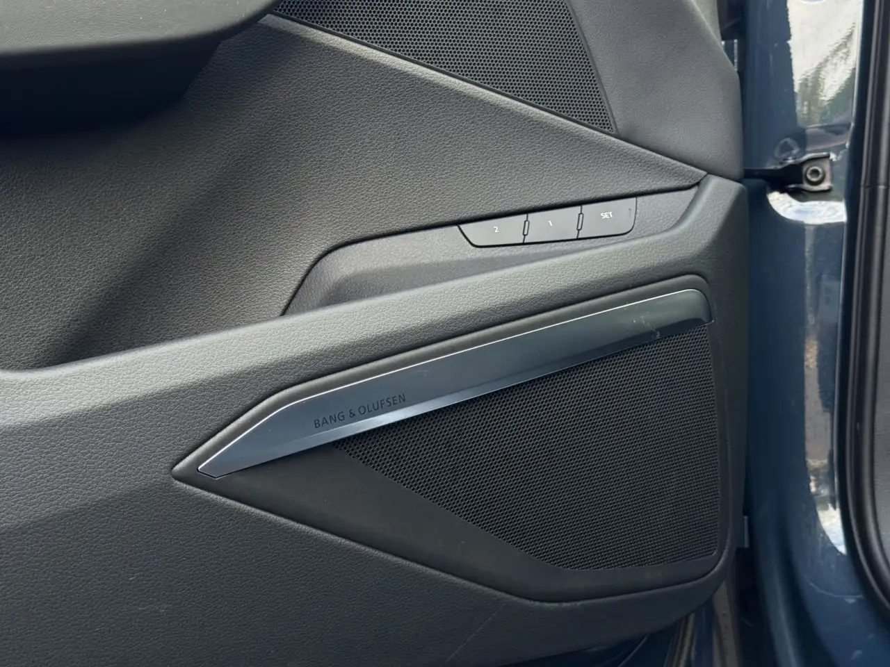 Audi Q8 Sportback 55 e-tron quattro S line Digitales, миниатюра 23