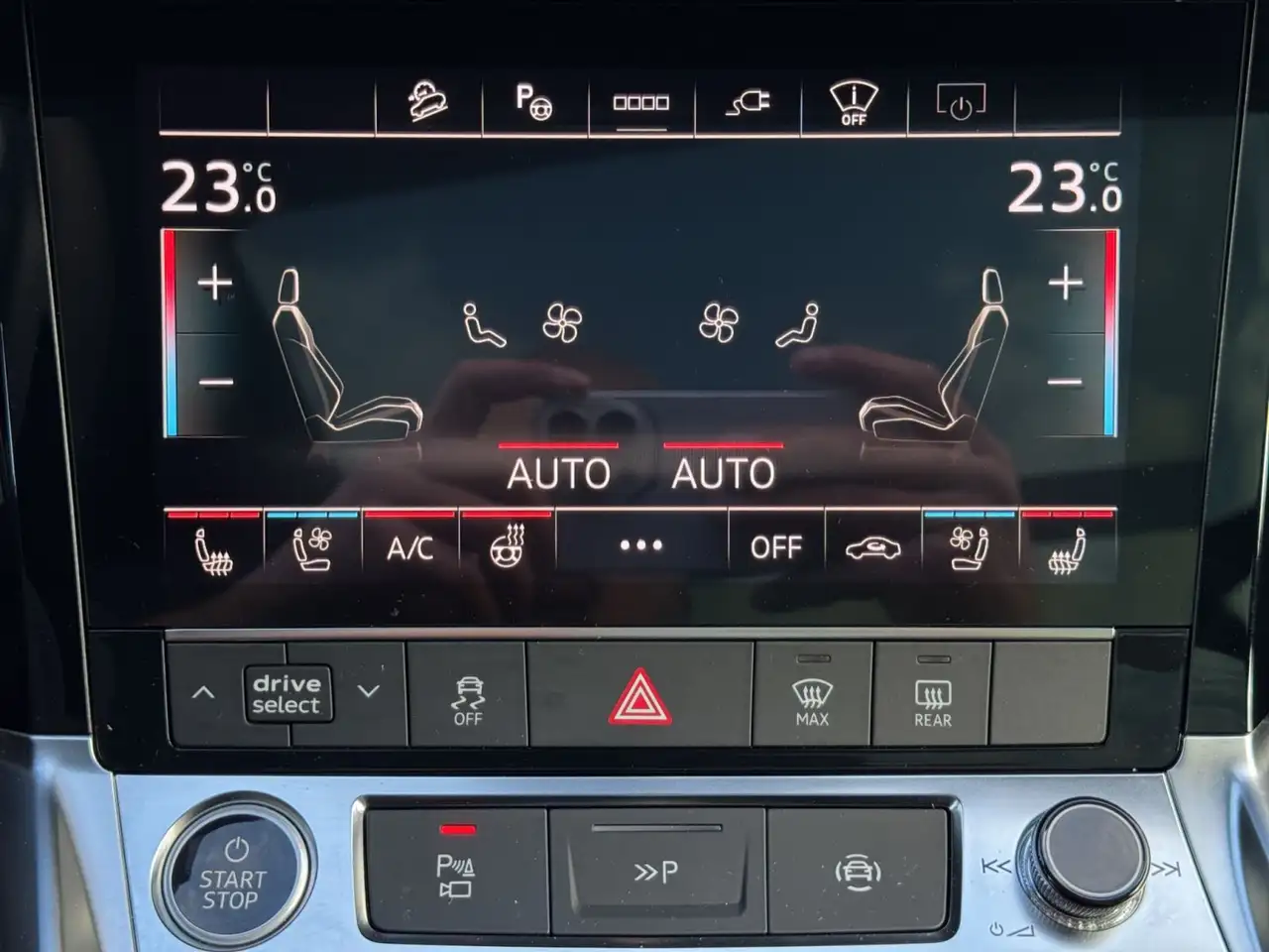 Audi Q8 Sportback 55 e-tron quattro S line Digitales, миниатюра 25