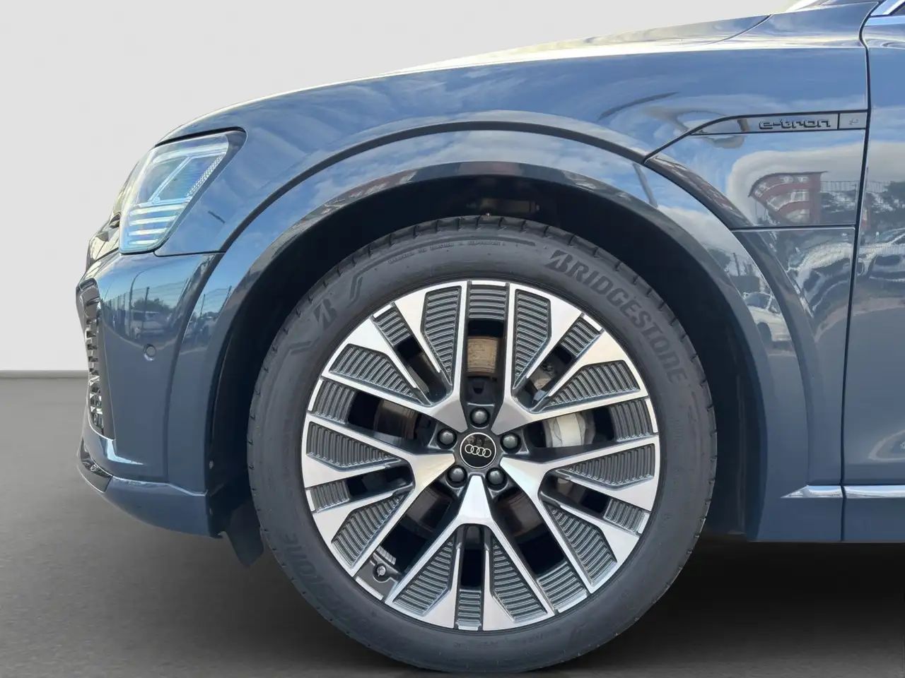 Audi Q8 Sportback 55 e-tron quattro S line Digitales, миниатюра 20