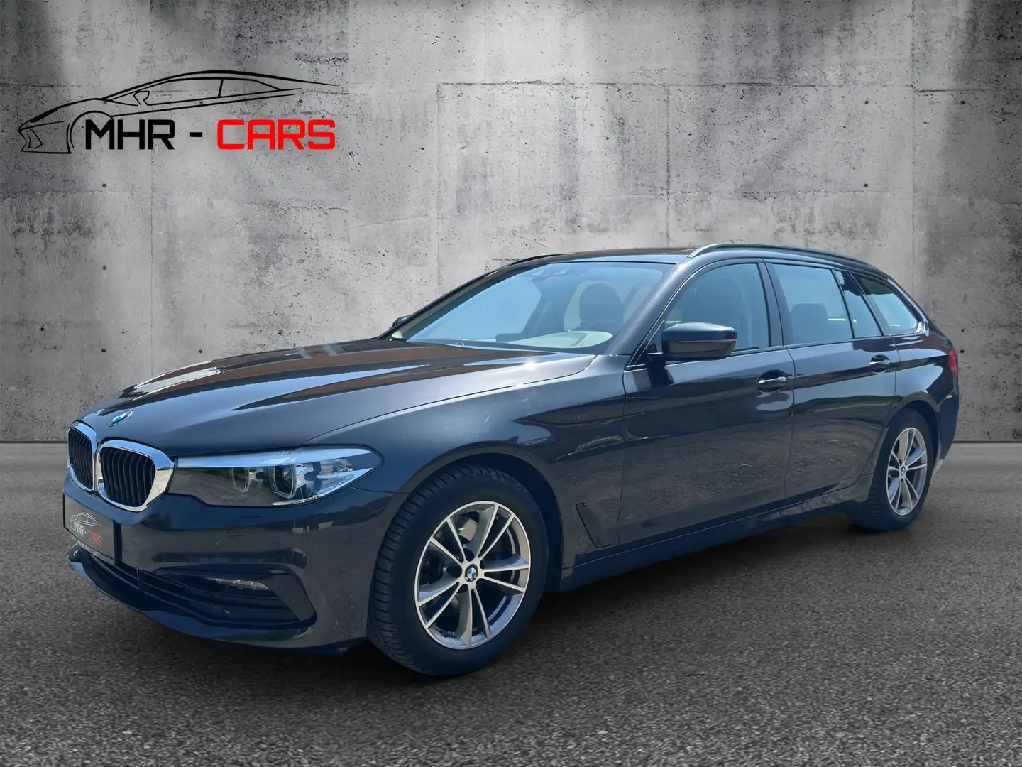 BMW 520 520 d xDrive Sport Line Grijs - 1