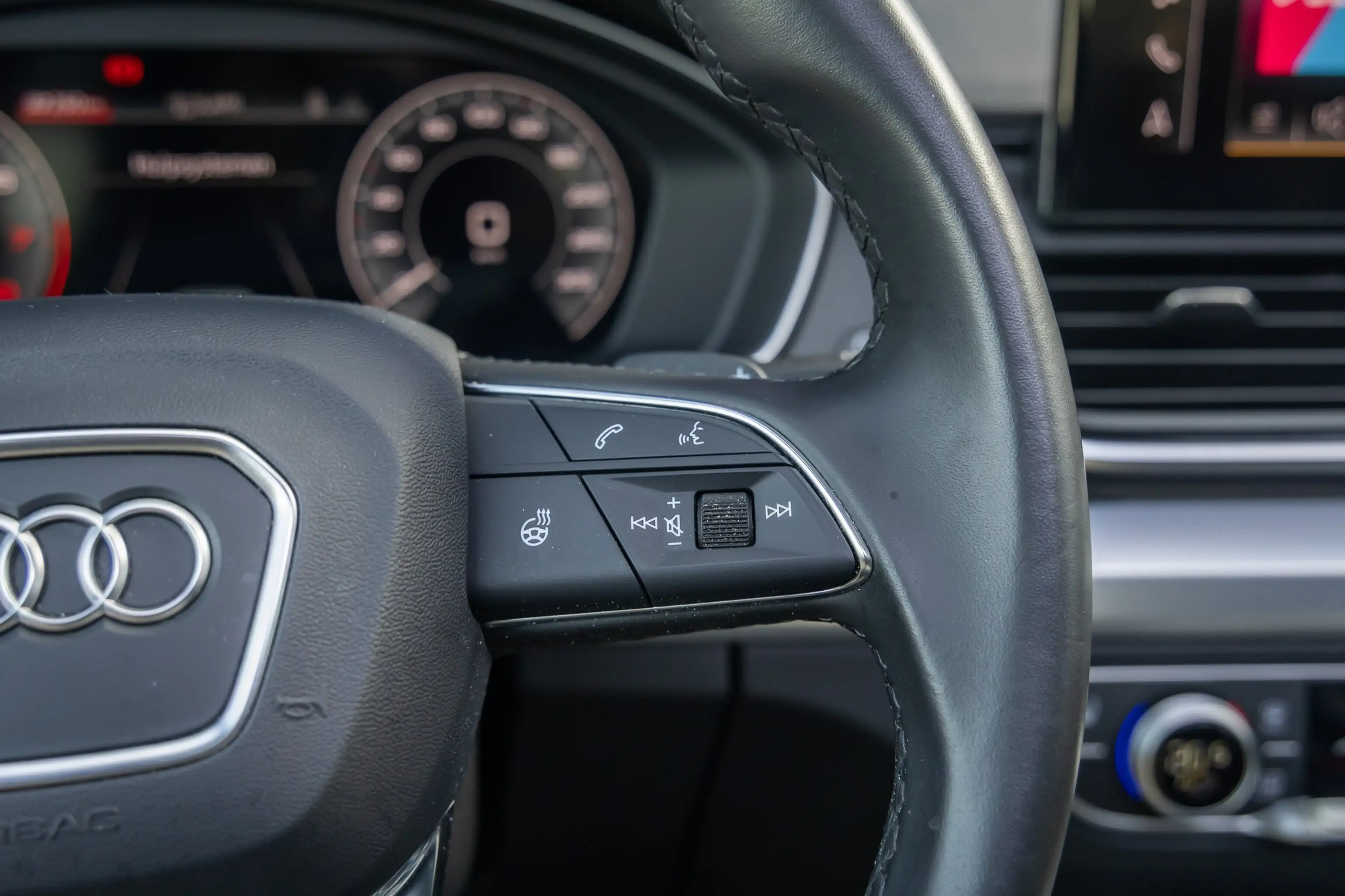Audi Q5 Sportback 55 TFSI e S edition | Pano | Massage | L — photo 33