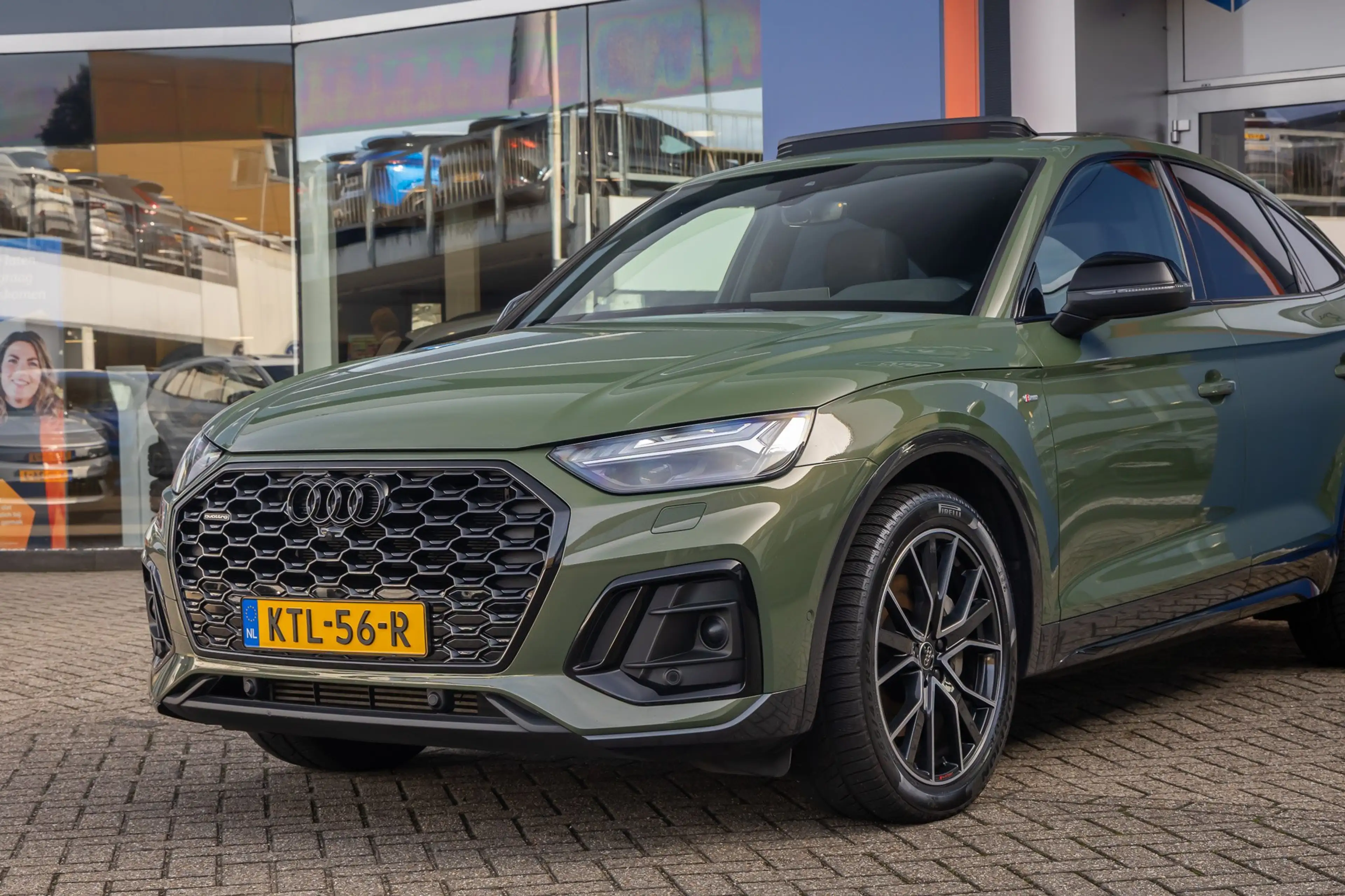 Audi Q5 Sportback 55 TFSI e S edition | Pano | Massage | L — photo 4