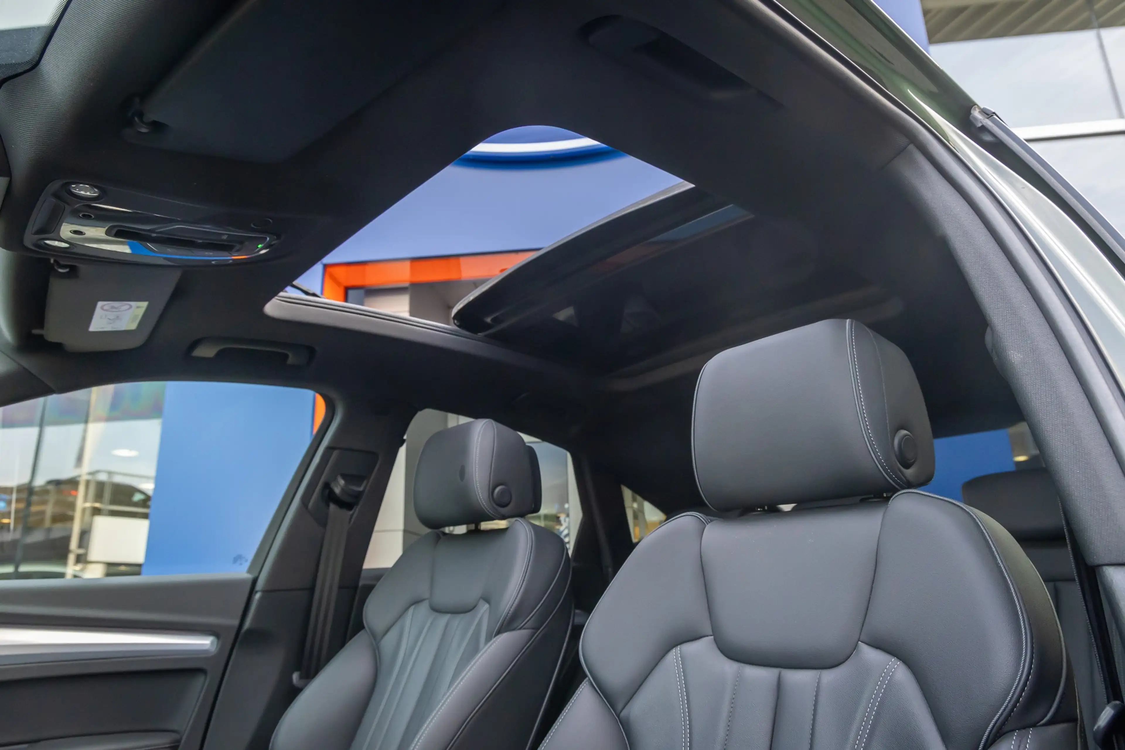 Audi Q5 Sportback 55 TFSI e S edition | Pano | Massage | L — photo 13