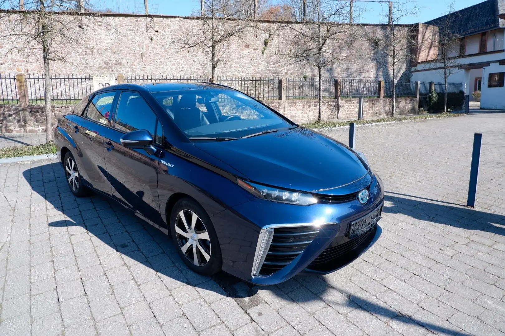 Toyota Mirai 400km Reichweite ACC Xenon Sitzheizung Bleu - 2