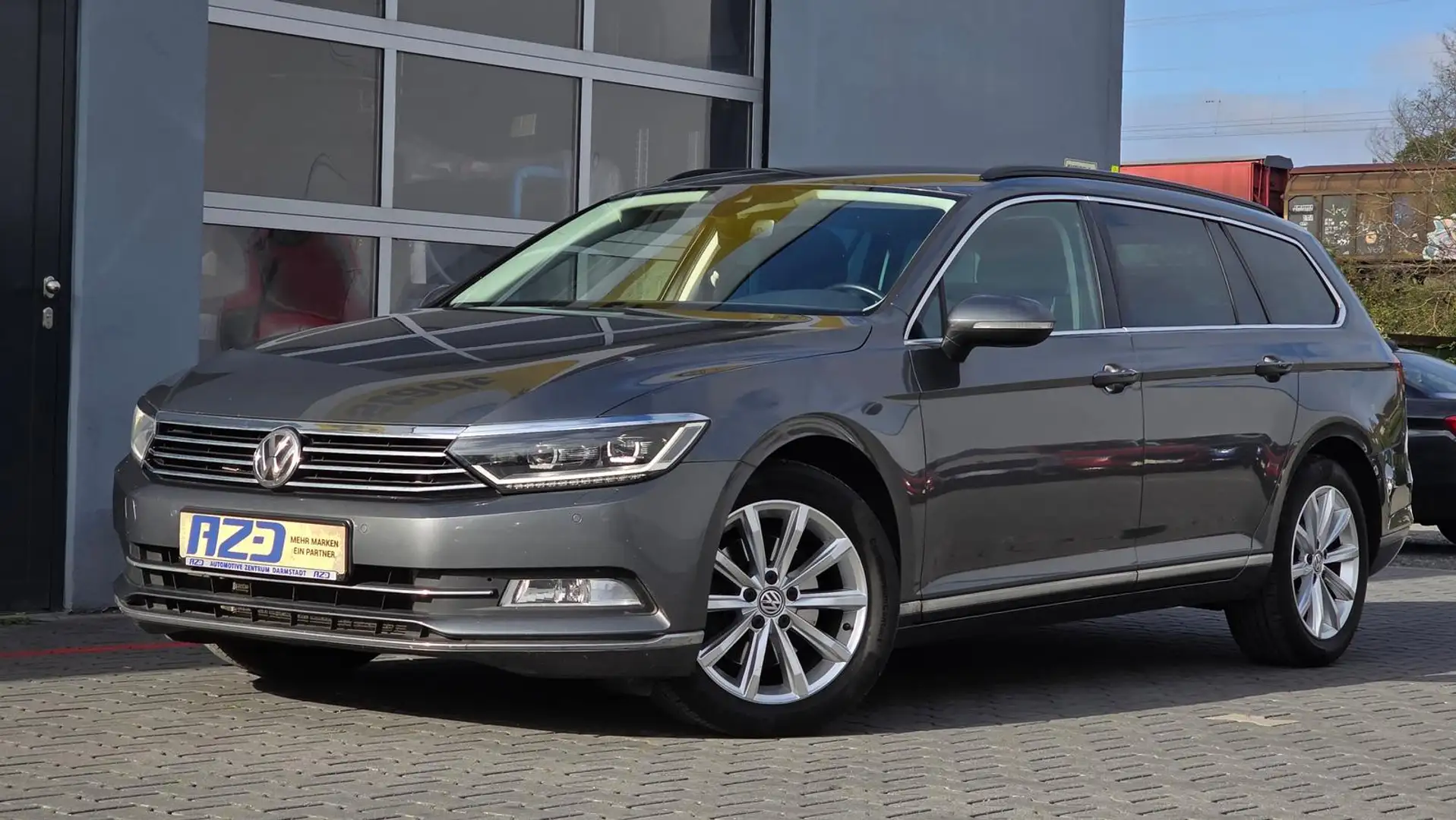 Volkswagen Passat Variant Passat Var TDI DSG STANDHZ MATRIX MEMORY SCHECKH Grau - 1