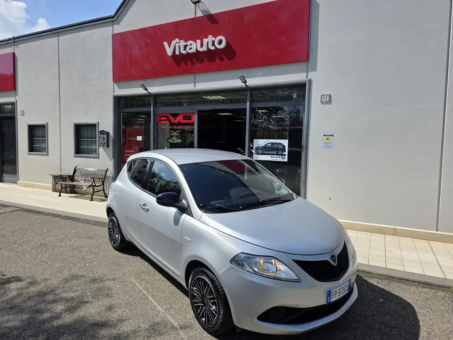 Lancia Ypsilon Ypsilon 1.2 Gold 69cv my18 Argento - 2