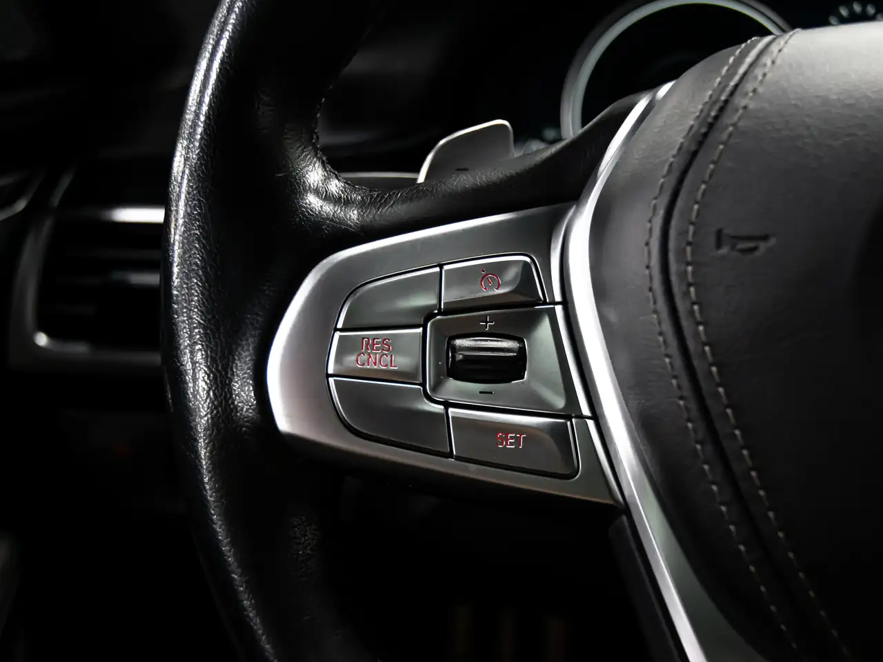 BMW 7 Series снимка BMW 7 Series