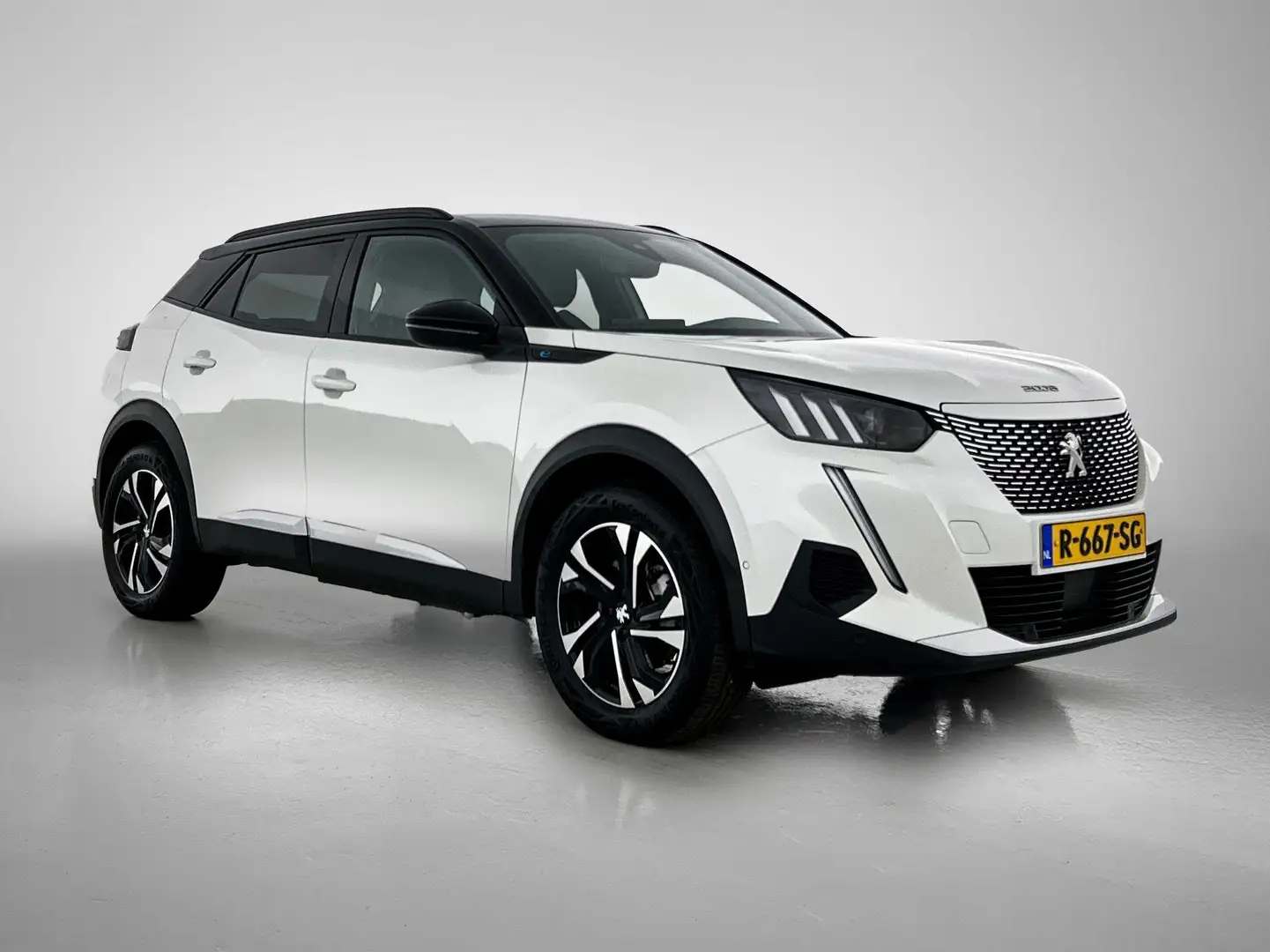 Peugeot e-2008 SUV EV GT 50 kWh 136pk | Navigatie | Achteruitrijc Blanc - 2