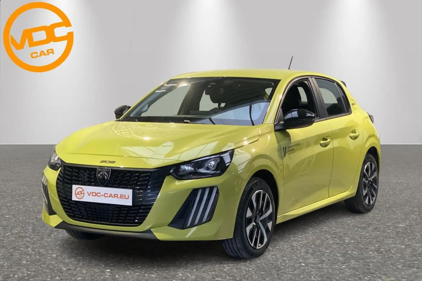 Peugeot 208 Style 1.2 Hybrid 100ch e-DCS6 Geel - 1