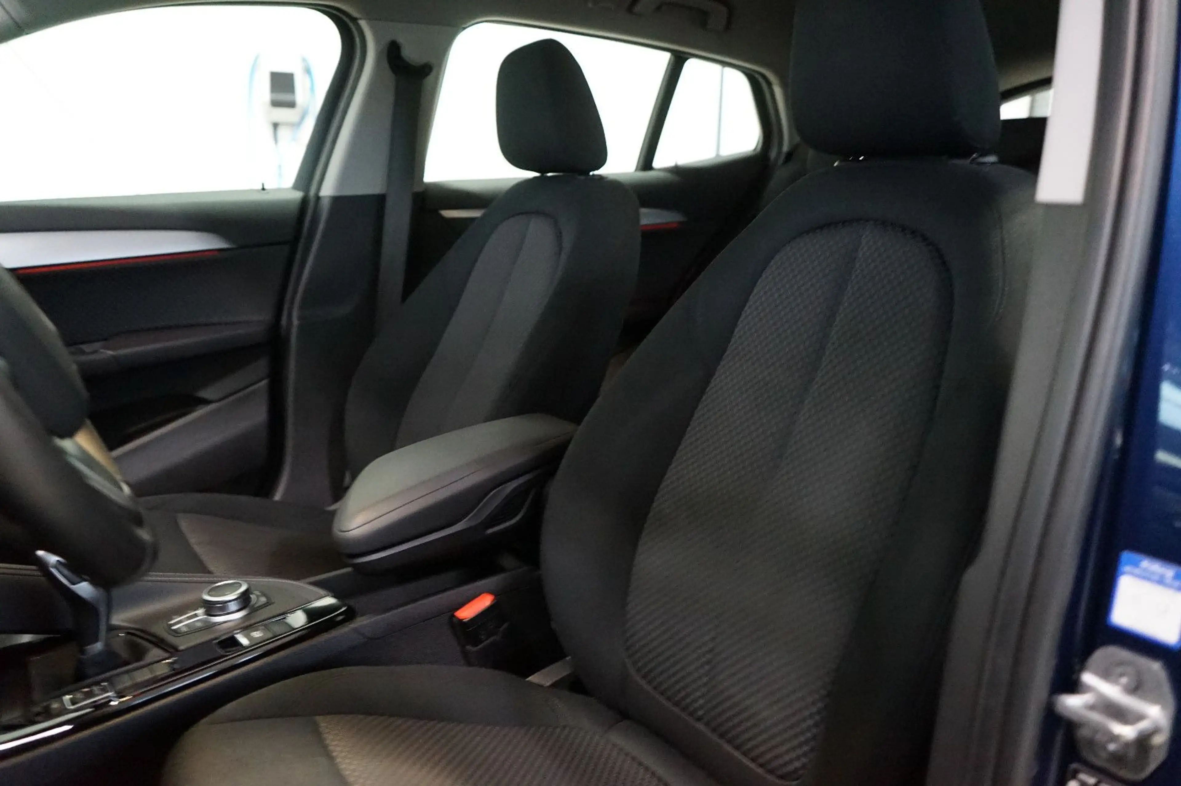 BMW X2 sDrive20dA Advantage ACC+LED+Sitzheizung+Navi — photo 12