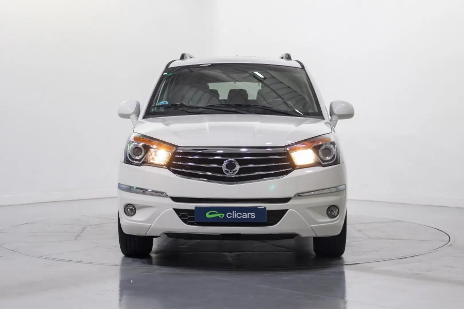 SsangYong Rodius 2.0e-Xdi Limited Weiß - 2