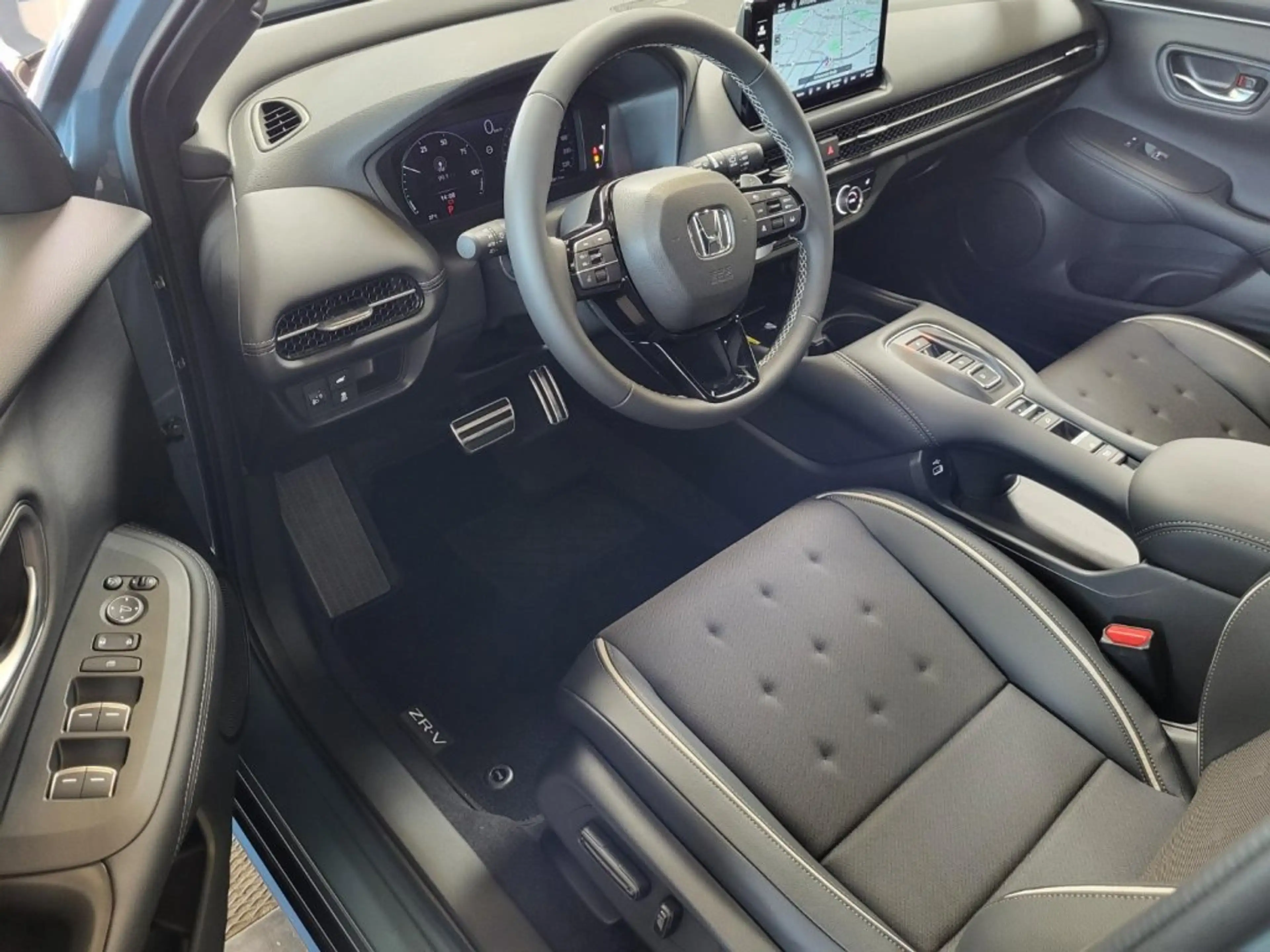 Honda ZR-V 2.0 Sport — photo 10
