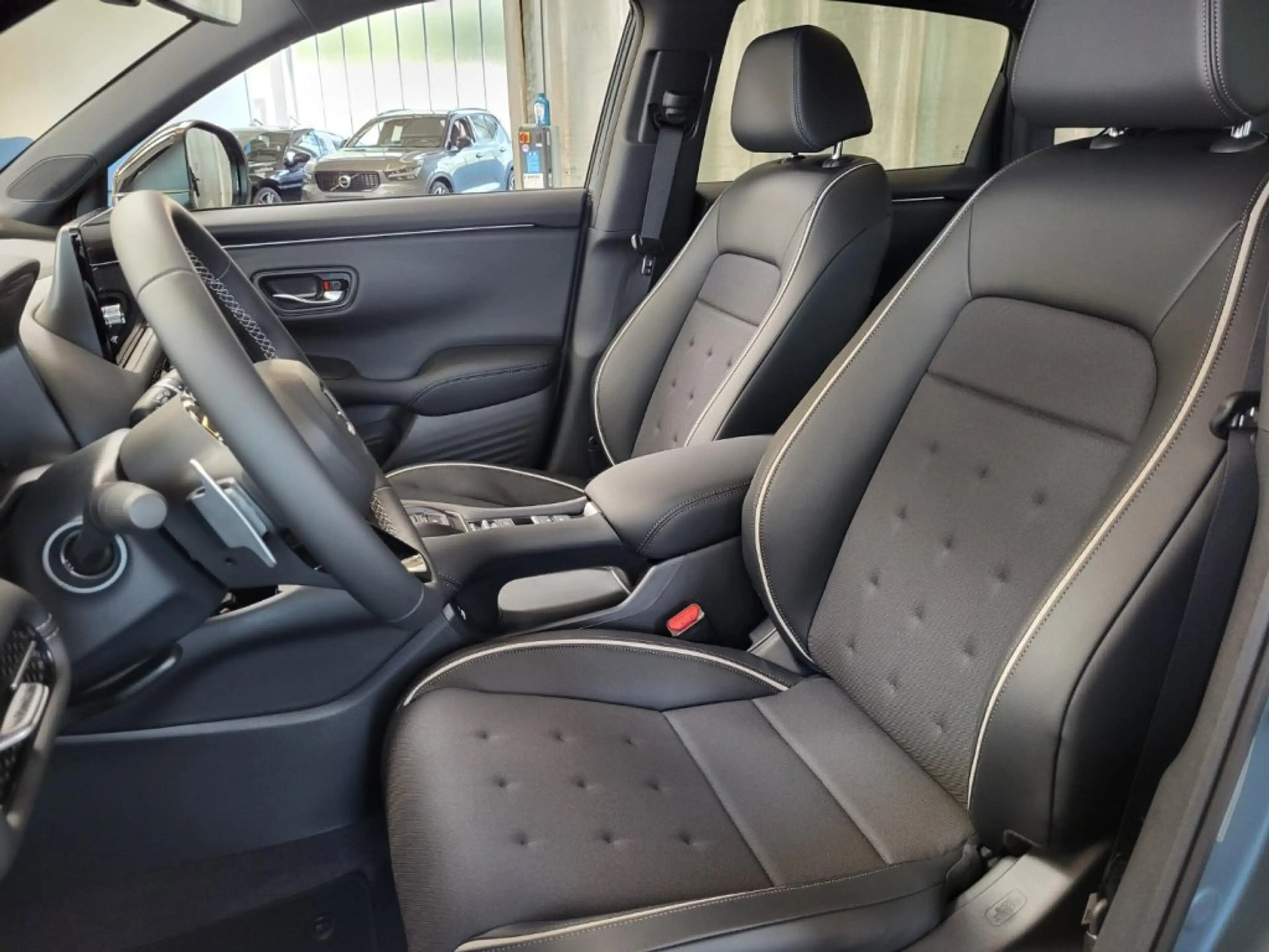Honda ZR-V 2.0 Sport — photo 9