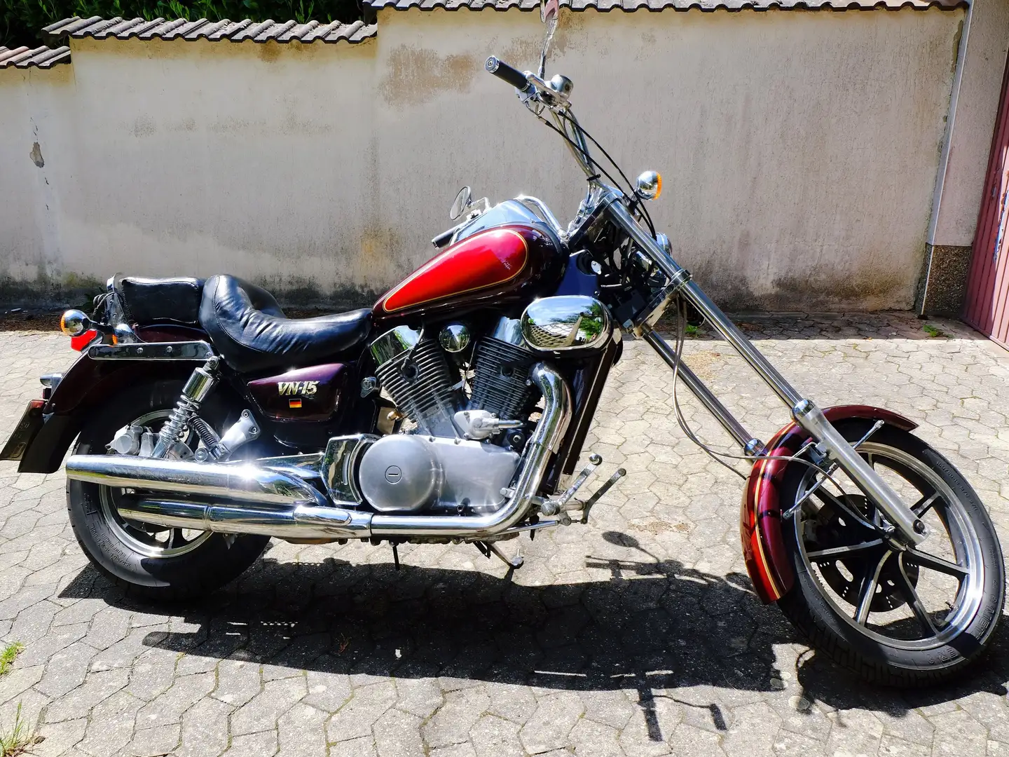 Kawasaki VN 15 AME Umbau (lange Gabel & vorverlegte Fußrasten) Mauve - 2