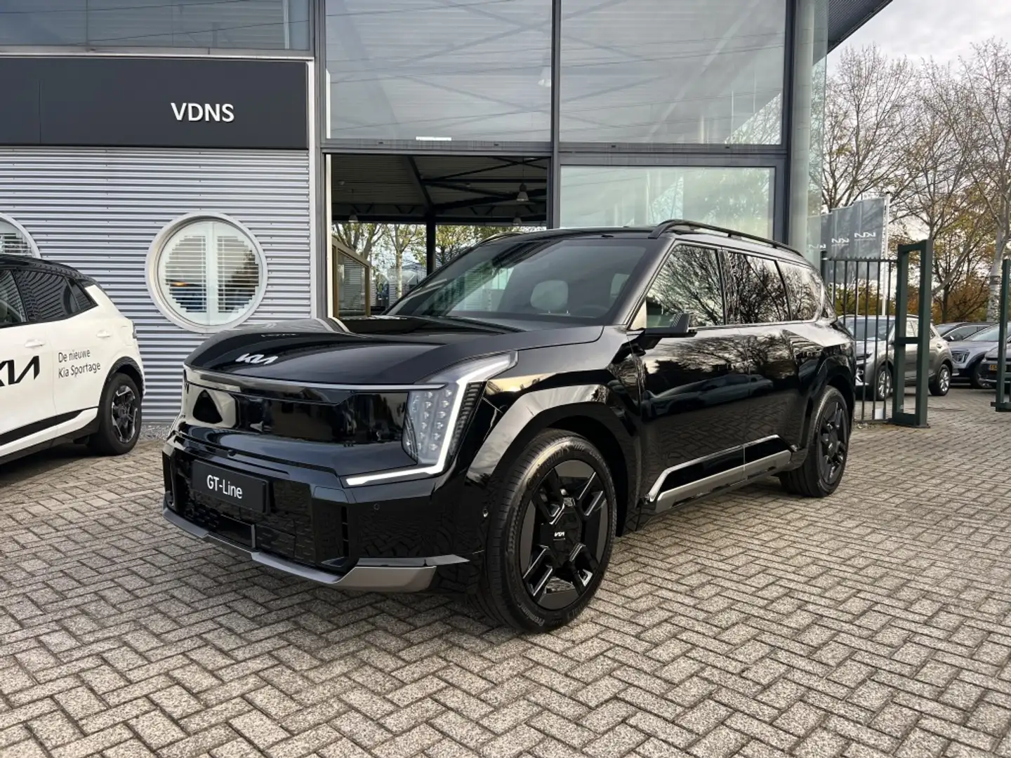Kia EV9 GT-Line 99.8 kWh DSM SPIEGELS!!VPROFITEER VAN BIJT Zwart - 2