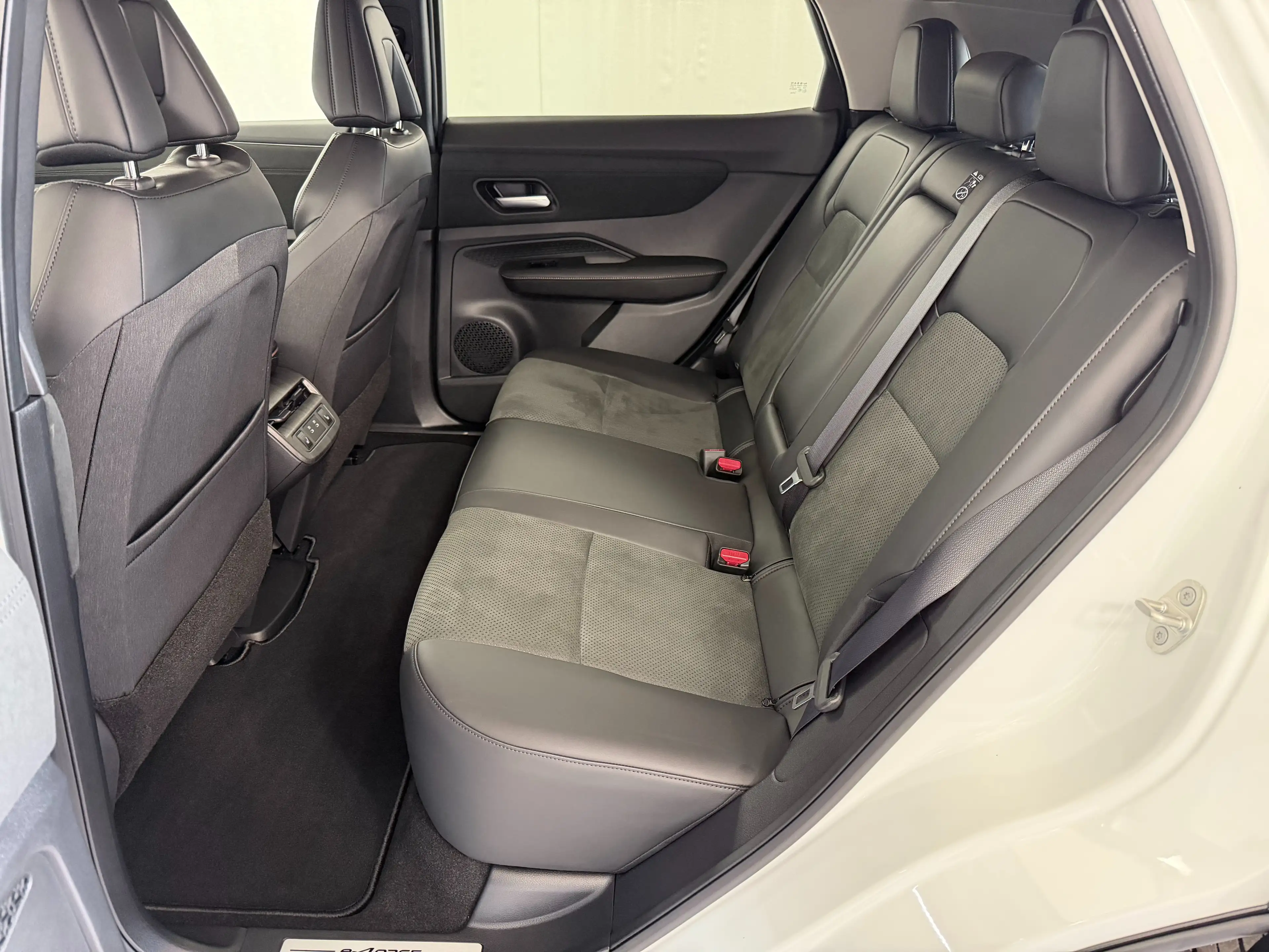 Nissan Ariya 87kWh e-4ORCE Evolve Aut. — photo 11