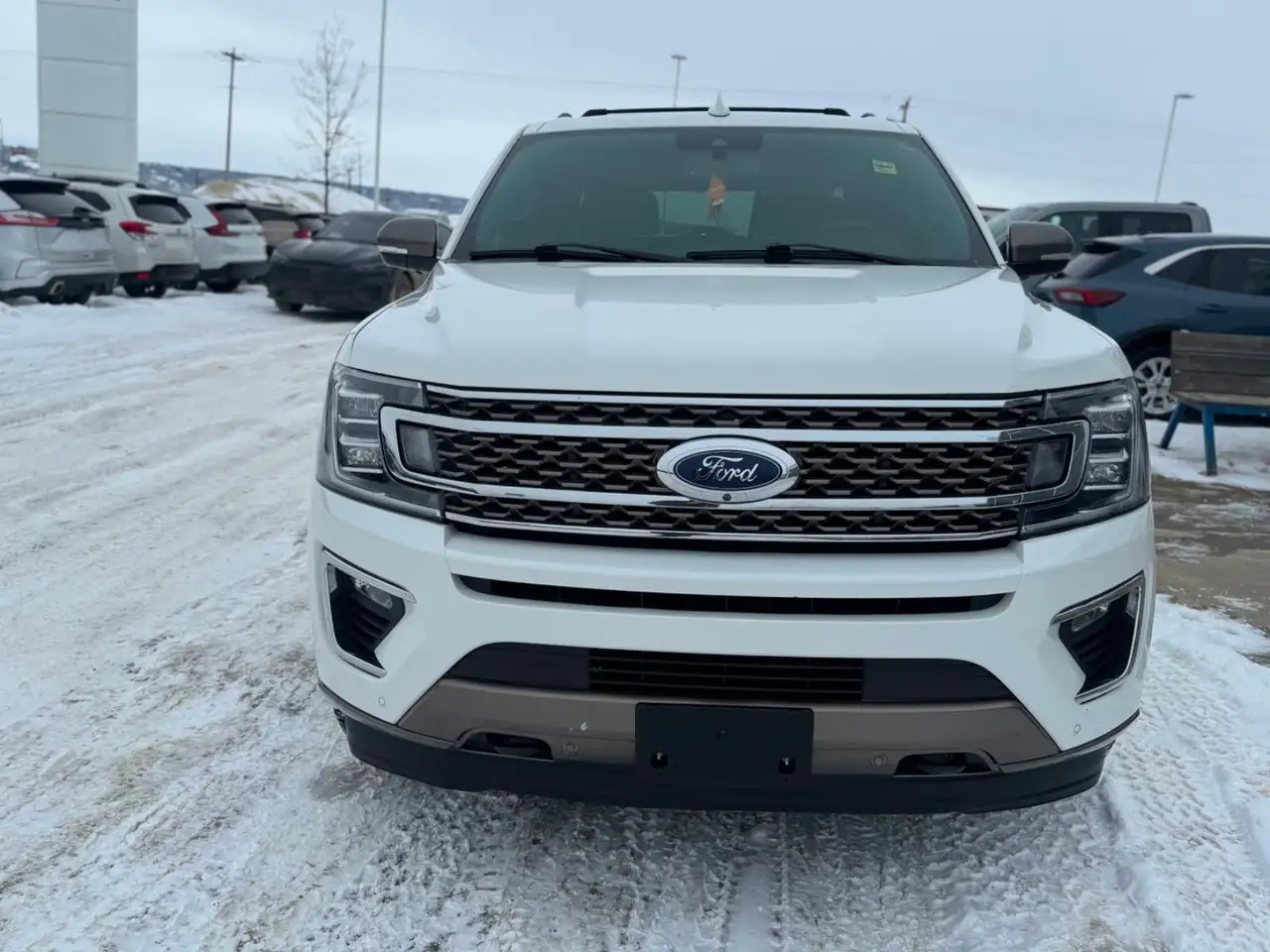 Ford Expedition снимка Ford Expedition