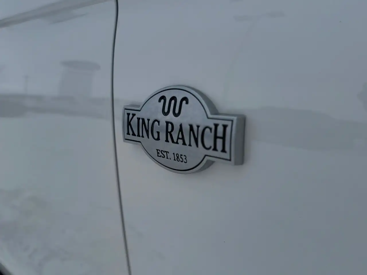 Ford Expedition снимка Ford Expedition