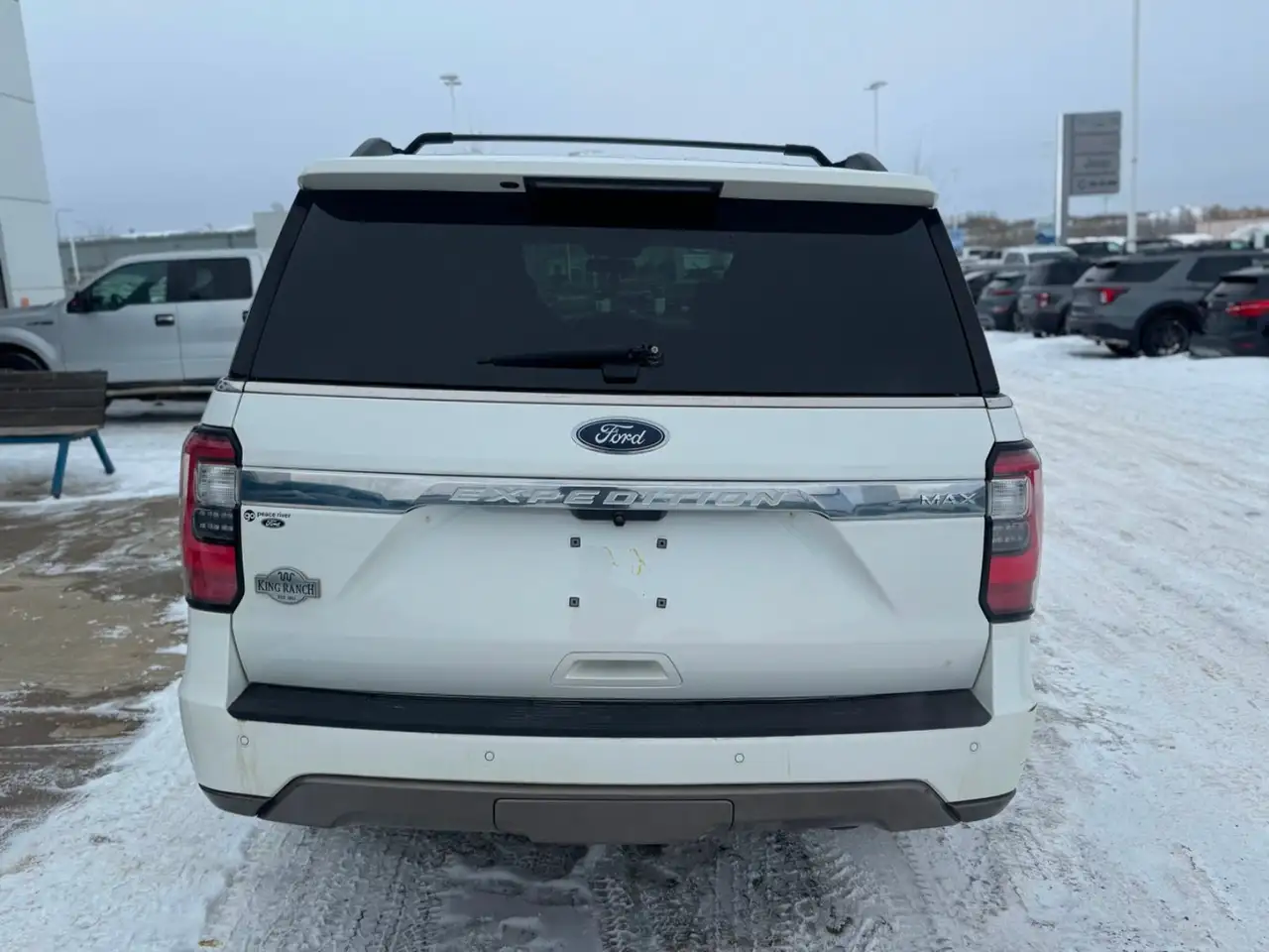 Ford Expedition снимка Ford Expedition
