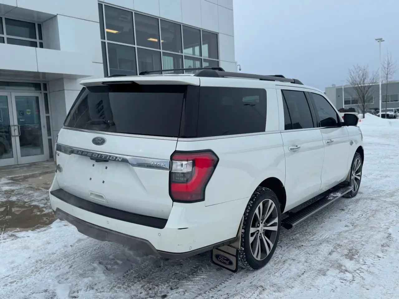 Ford Expedition снимка Ford Expedition