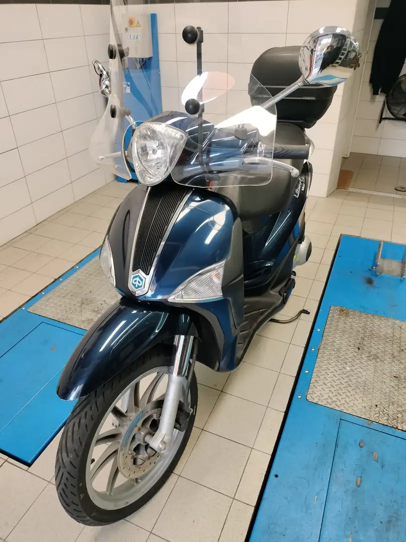 Piaggio Liberty 125 scooter Bleu - 1
