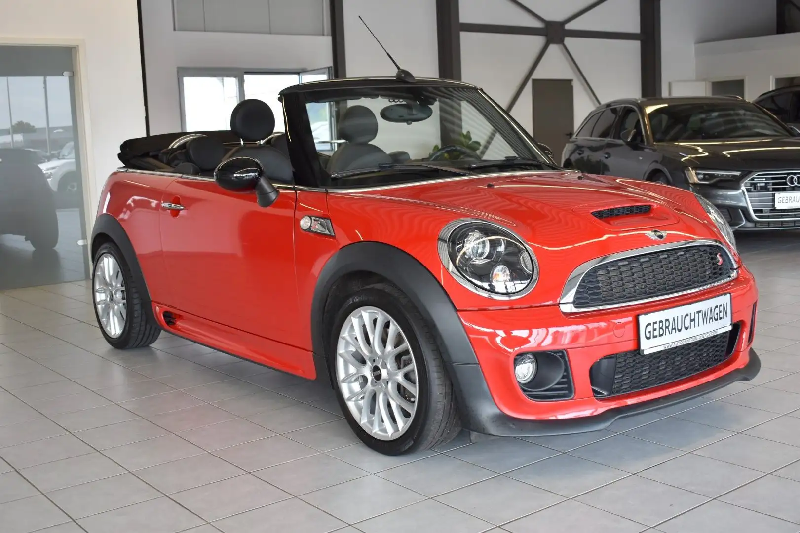 MINI Cooper S COOPER S Cabrio JCW/HARMAN-KARDON/XENON/LEDER Rot - 2
