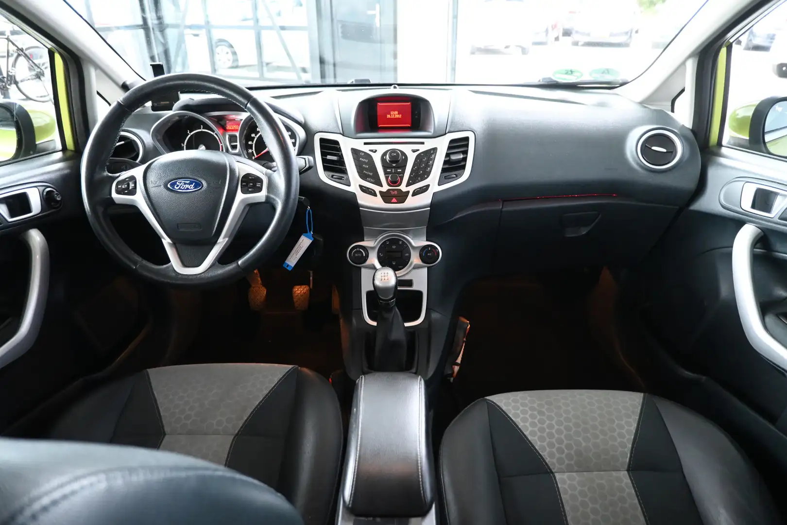 Ford Fiesta 1.6 TDCi ECOnetic Titanium Clima Cruise Control Al Groen - 2