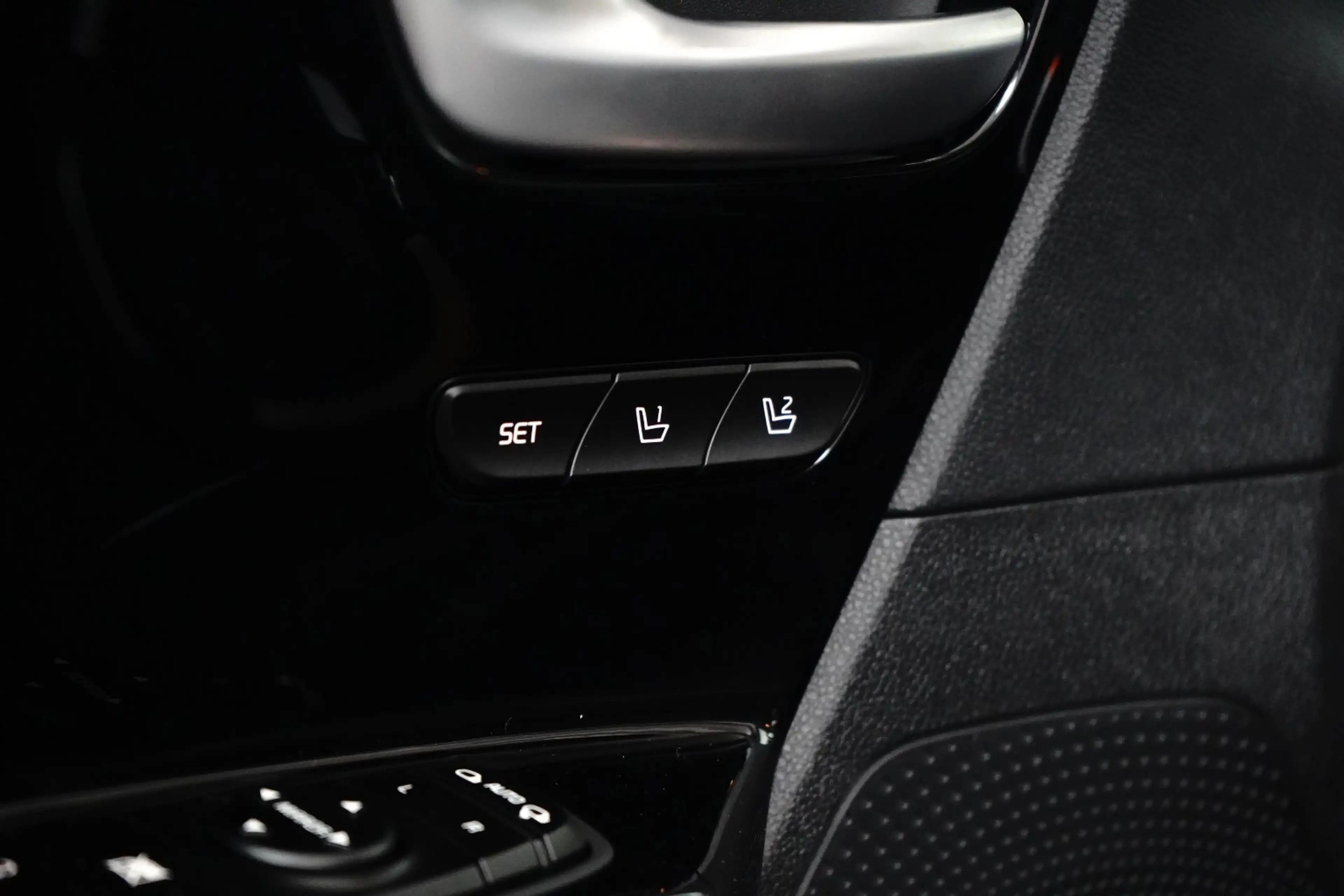 Kia e-Niro ExecutiveLine 64 kWh | Elek. Stoelen met Memory | — photo 13