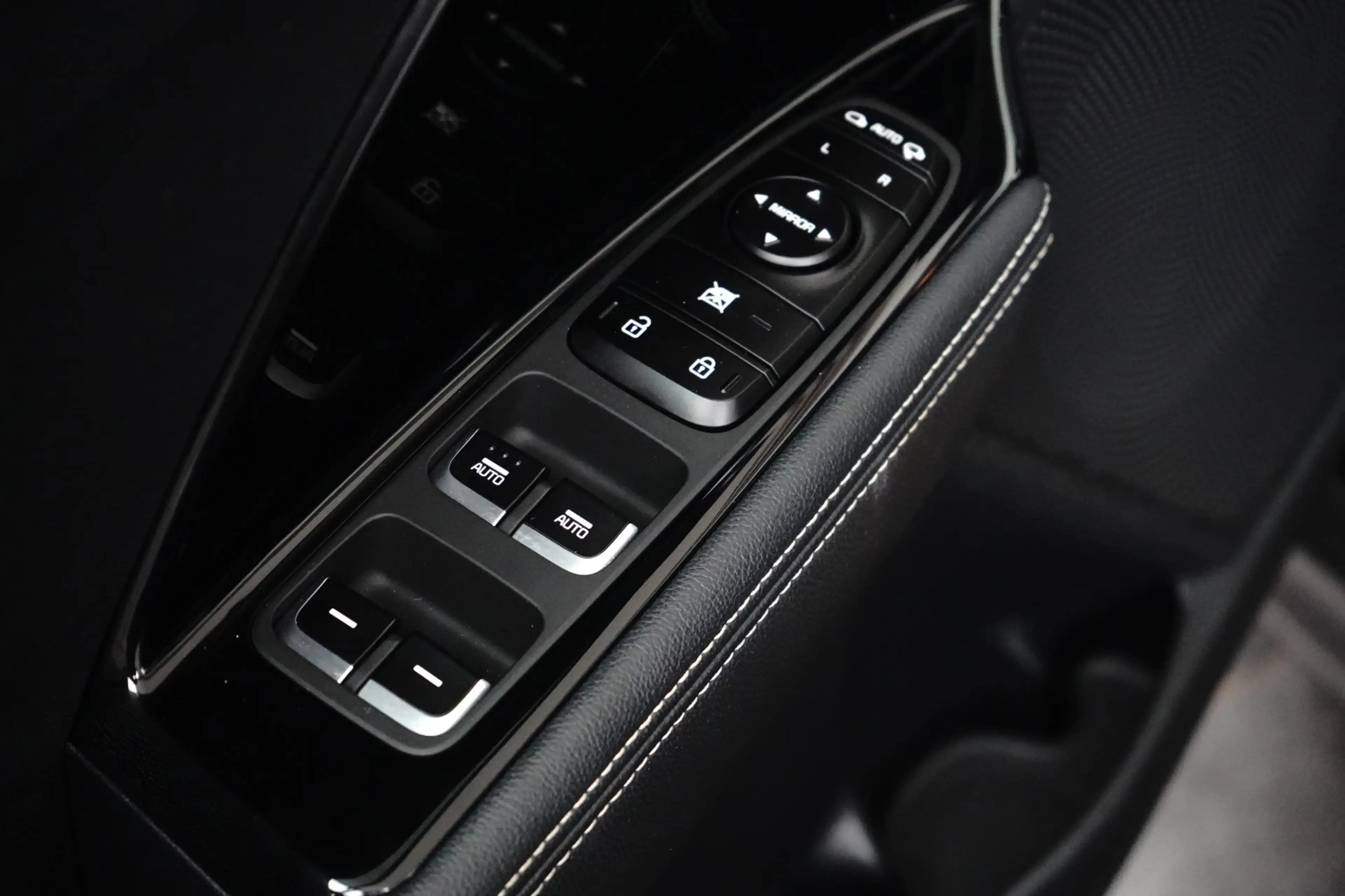 Kia e-Niro ExecutiveLine 64 kWh | Elek. Stoelen met Memory | — photo 10