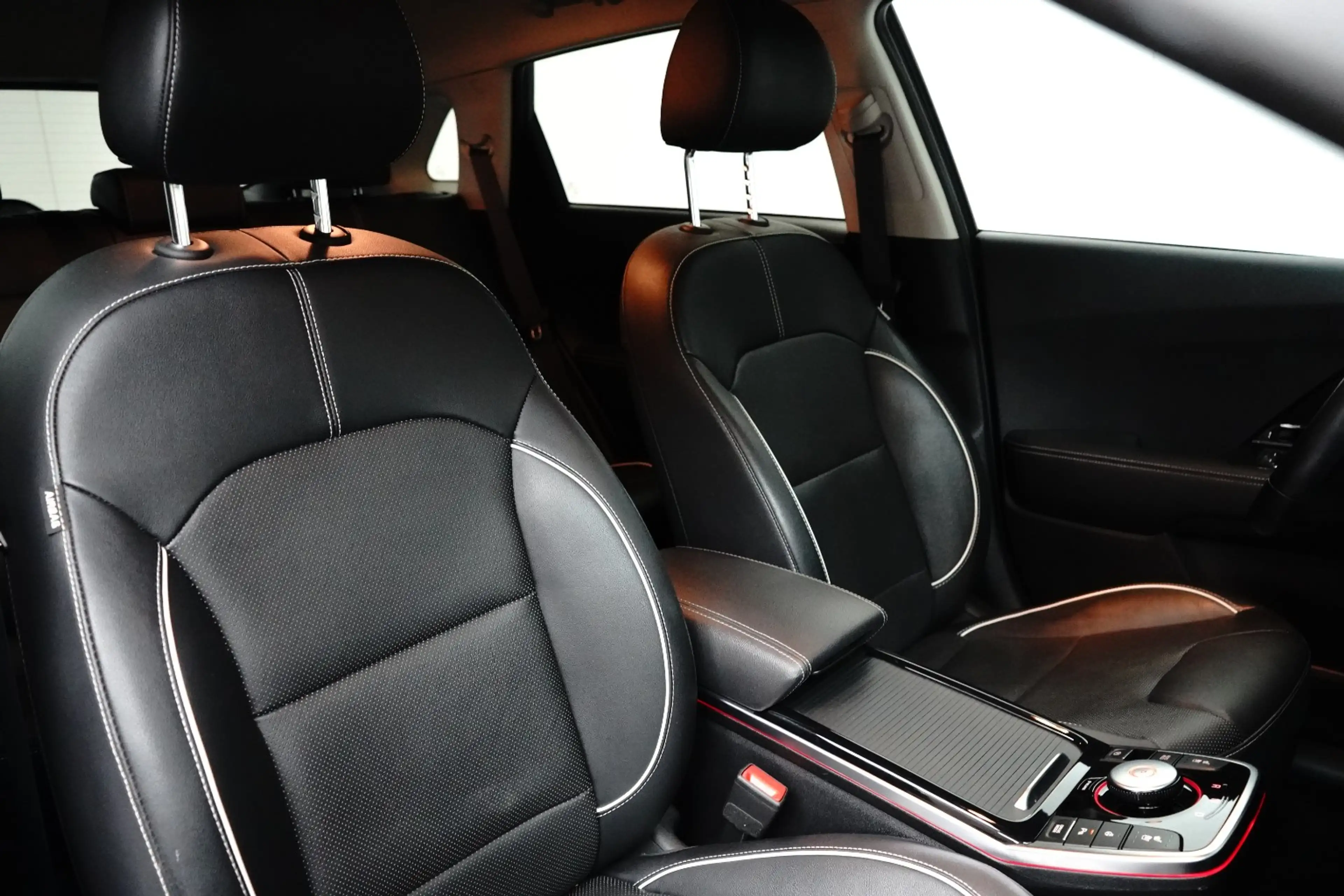 Kia e-Niro ExecutiveLine 64 kWh | Elek. Stoelen met Memory | — photo 14